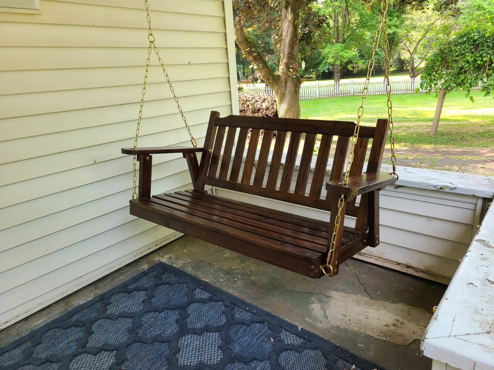 Anraja Wooden Porch Swing 2-Seater Bench Swing with Hanging Chains Heavy Duty 800 LBS for Outdoor Patio Garden Yard, Large 4 Ft, Brown customer photo 2