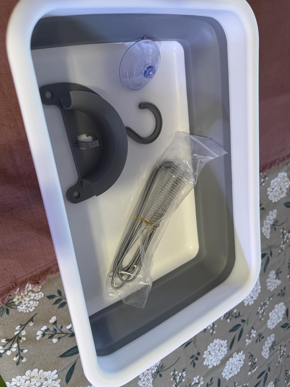 CPAP Cleaning Kit for Hose and Mask, Cpap Machine Supplies Cleaner Includes Tube and Mask Cleaning Brush, Foldable Wash Tub, Hose Drying Hanger - Compatible with 22mm and 15mm Tubing customer photo 1