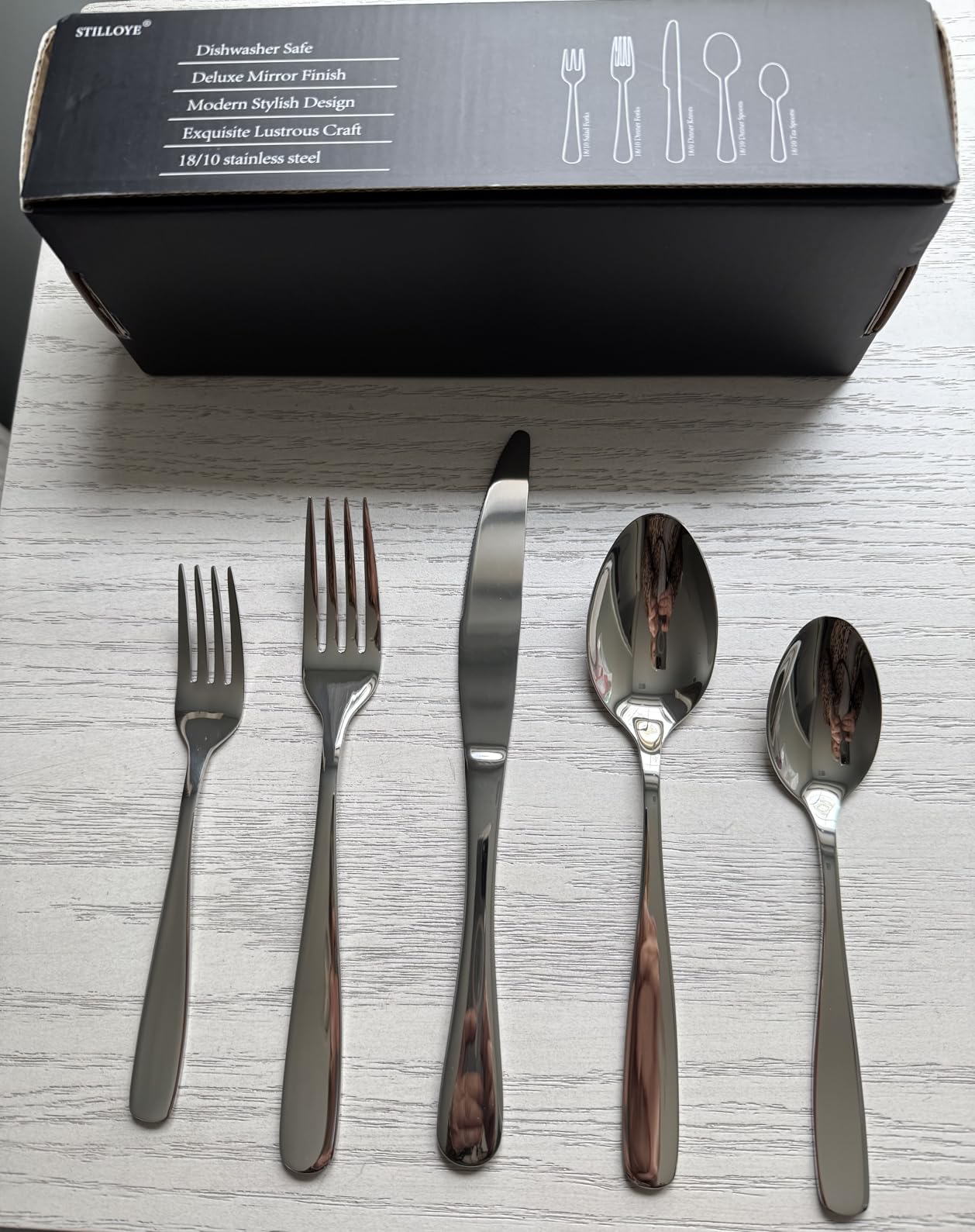 18/10 Silverware Set for 12, 60 Piece Stainless Steel Flatware Cutlery Set | Mirror Polished knives Forks and Spoons Utensils Heavy Silverware Sets, Dishwasher Safe for Dinner Home Kitchen,Wedding Party customer photo 1
