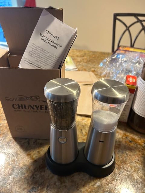 Electric Salt and Pepper Grinder Set - Automatic Stainless Steel Rechargeable Salt and Pepper Grinder Set with Storage Base, Large Capacity, LED Light & Adjustable Coarseness, Ideal Kitchen Gadget customer photo 2