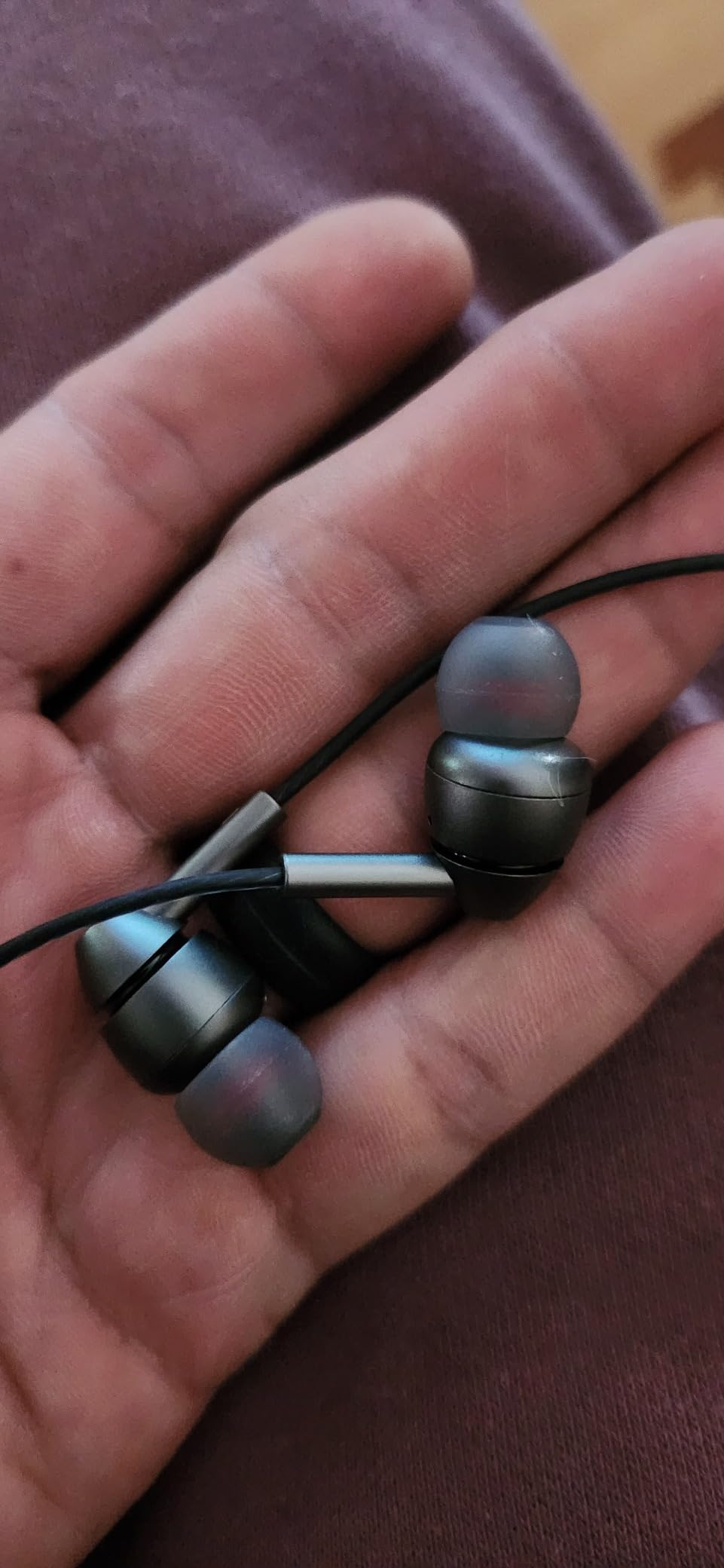 MAXAUX in Ear Monitors Earphones Wired IEM Headphones Without Microphone,1DD+1BA HiFi Bass,4N OFC Detachable Cable,Noise Isolating Earbuds for Musicians,Singers,Studio,Gaming,Stage Monitors,DJ,PC,PS5 customer photo 1