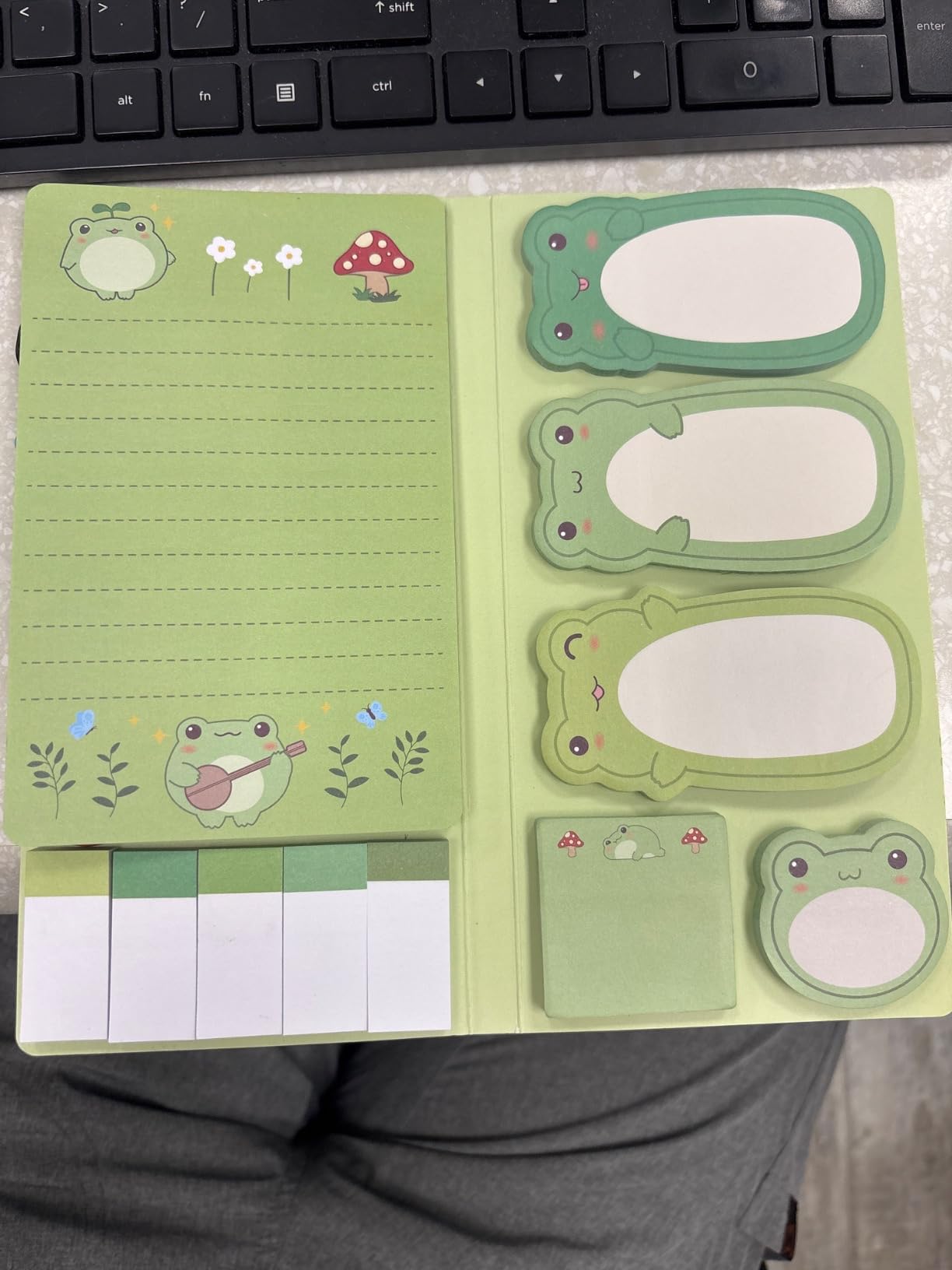 Xqumoi I Love Pickleball Sticky Notes Set - 550 Sheets - Cute Pink Pickleball Self-Stick Notes Pads Sports Divider Tabs Bundle Writing Memo Pads Back to School Office Supplies Small Gift customer photo 2