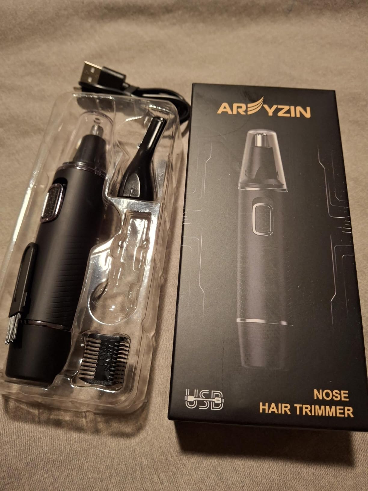 AREYZIN Nose Hair Trimmer for Men,Rechargeable Ear and Nose Trimmer,2026 Professional 2 in 1 Painless Eyebrow & Facial Hair Trimmer with IPX7 Waterproof Dual Edge Blades (Black) customer photo 1