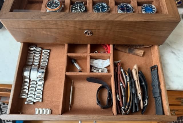 ROTHWELL 12-Slot Solid Walnut Watch Box with Valet Drawer - Premium Jewelry Display Case Organizer with Locking Glass Top and Microsuede Liner for Men & Women (Tan Interior) customer photo 1