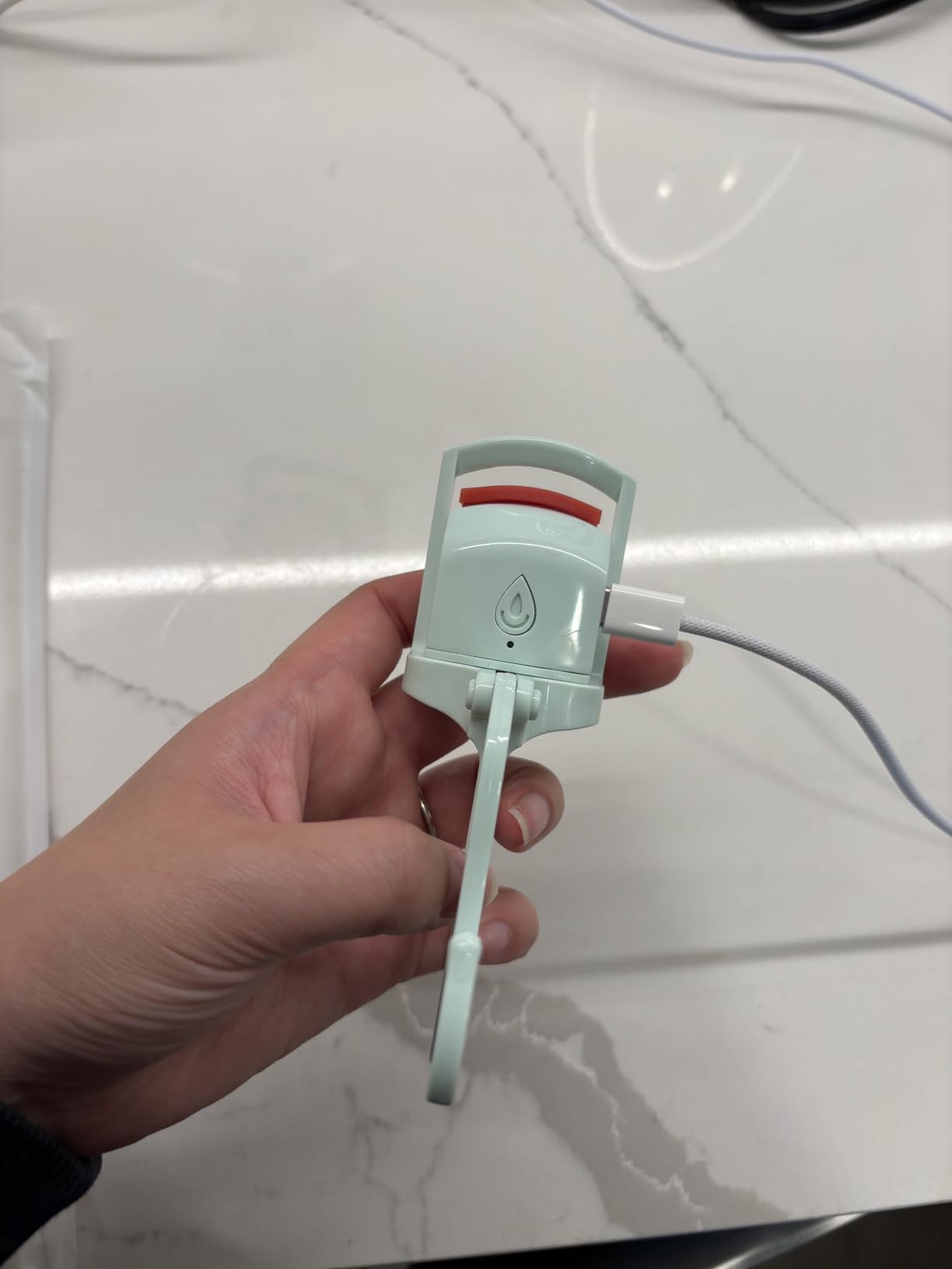 Heated Eyelash Curler customer photo 2