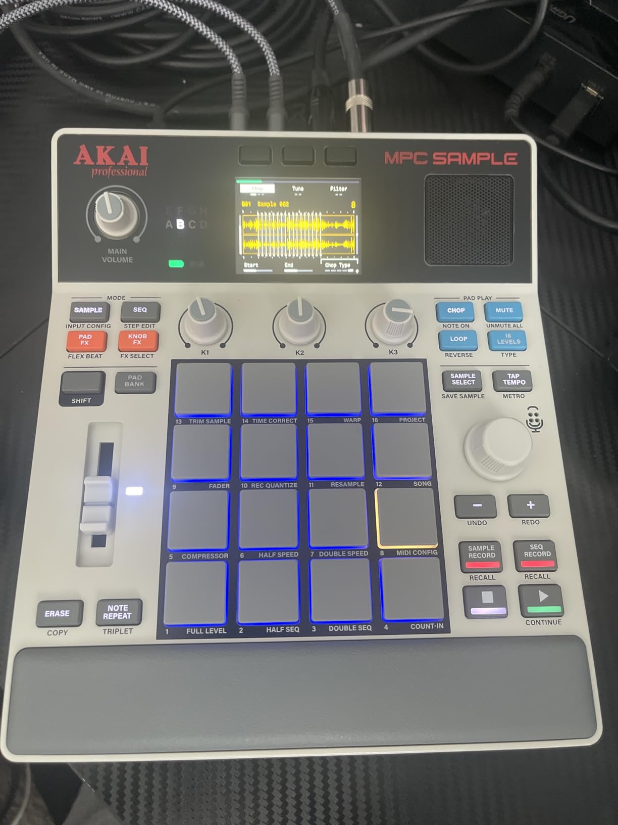 Akai Professional MPC Sample Portable Sampler customer photo 2