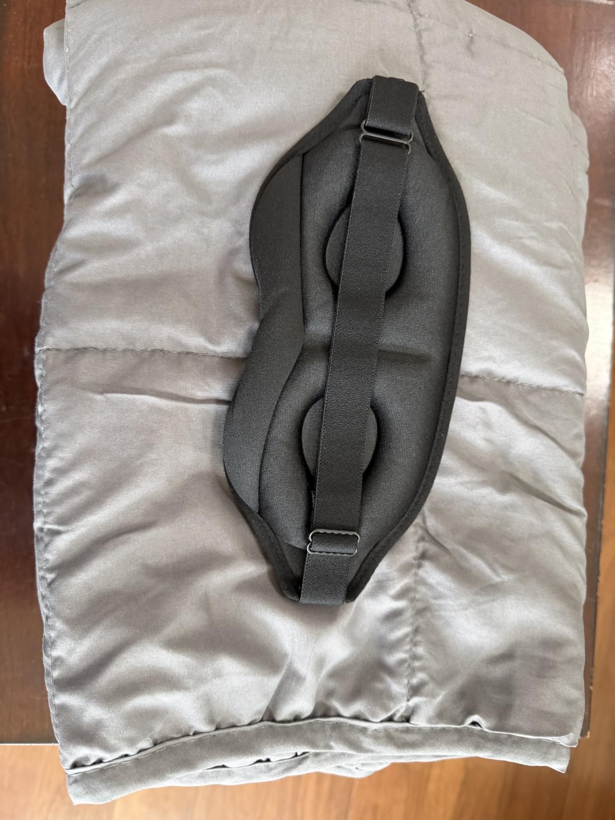 Weighted Blanket(5lbs 41''X60''), Soft and Cozy, Designed with Standard Grid Stitching, Suitable for Use Whilst Resting ona Sofa or Bed,Grey customer photo 1