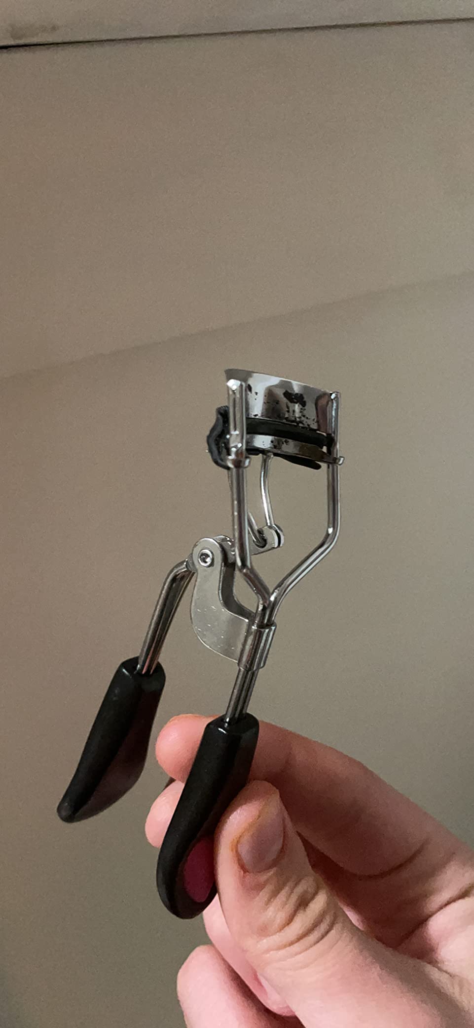 Pinkiou Heated Eyelash Curler for Women customer photo 1