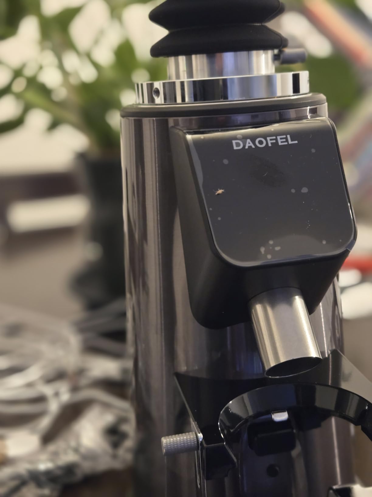 DAOFEL 64MM Flat Burr Coffee Grinder Electric With 100 Adjustable Grind Settings Coffee Bean Grinder for home use, Espresso, French Press, Precision Timer, Anti-static, Stainless Steel Gunmetal Gray customer photo 1