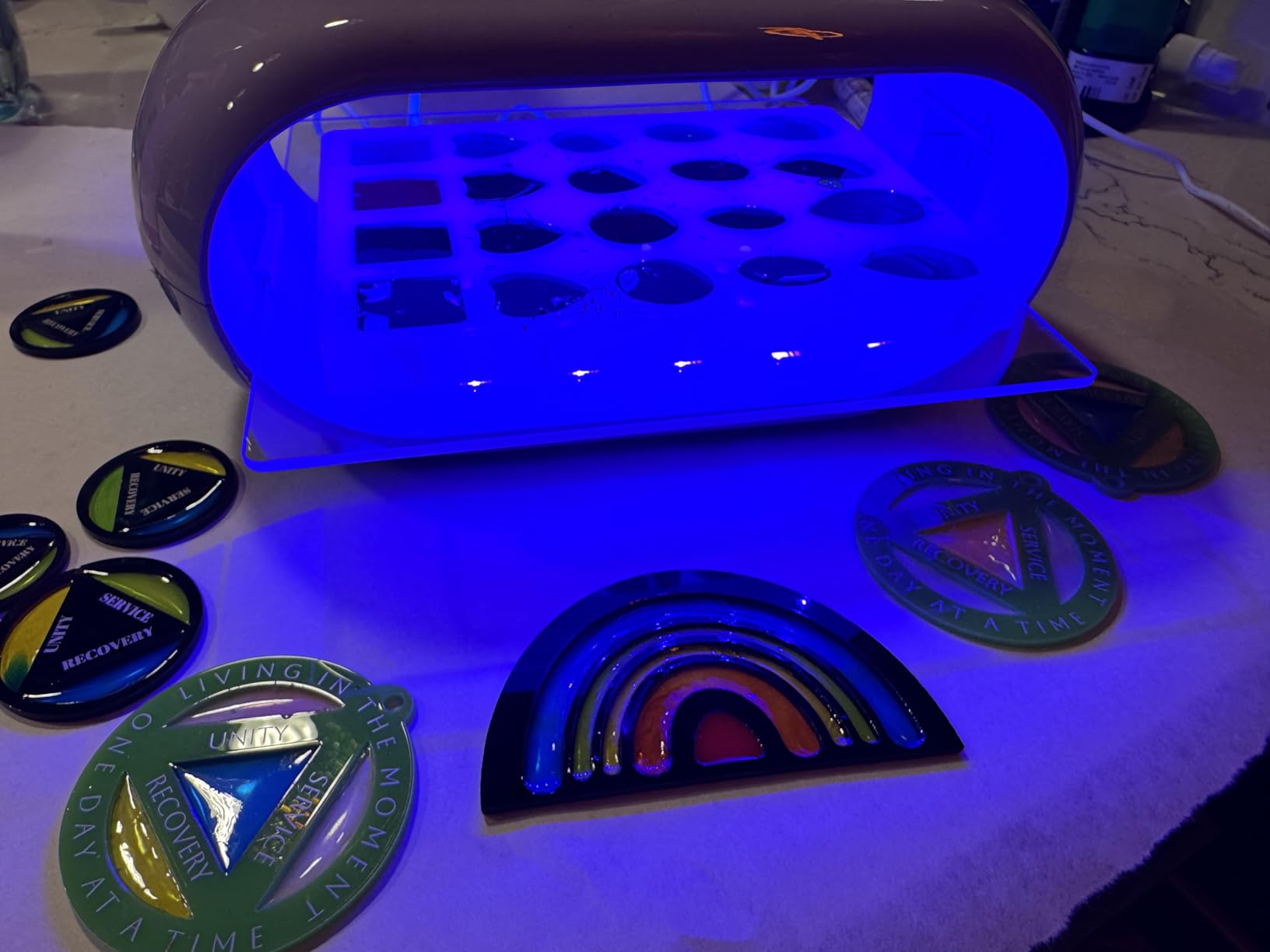 LET'S RESIN Two-Sided 36-LED UV Resin Light, 2/3/5-Min Timer customer photo 1