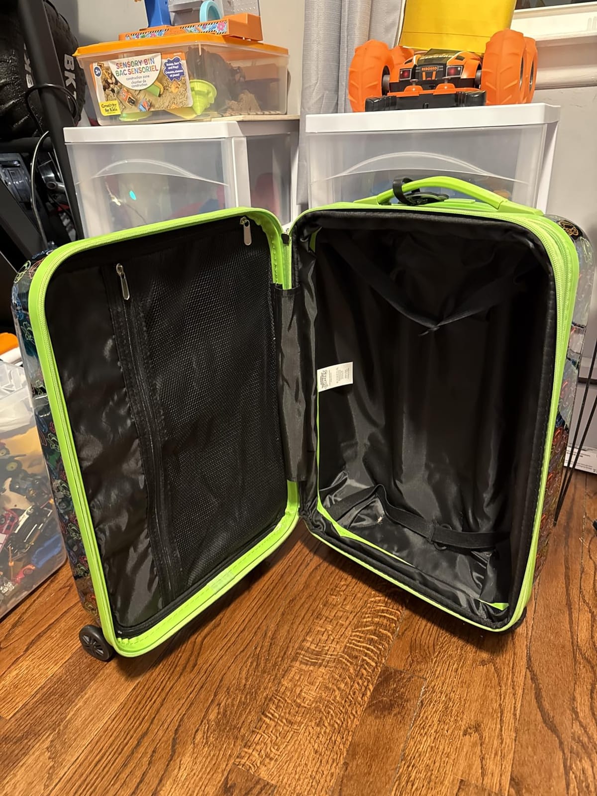 Spider-Man Classic Character 4-Wheel Kids Luggage for Travel & Adventure customer photo 1