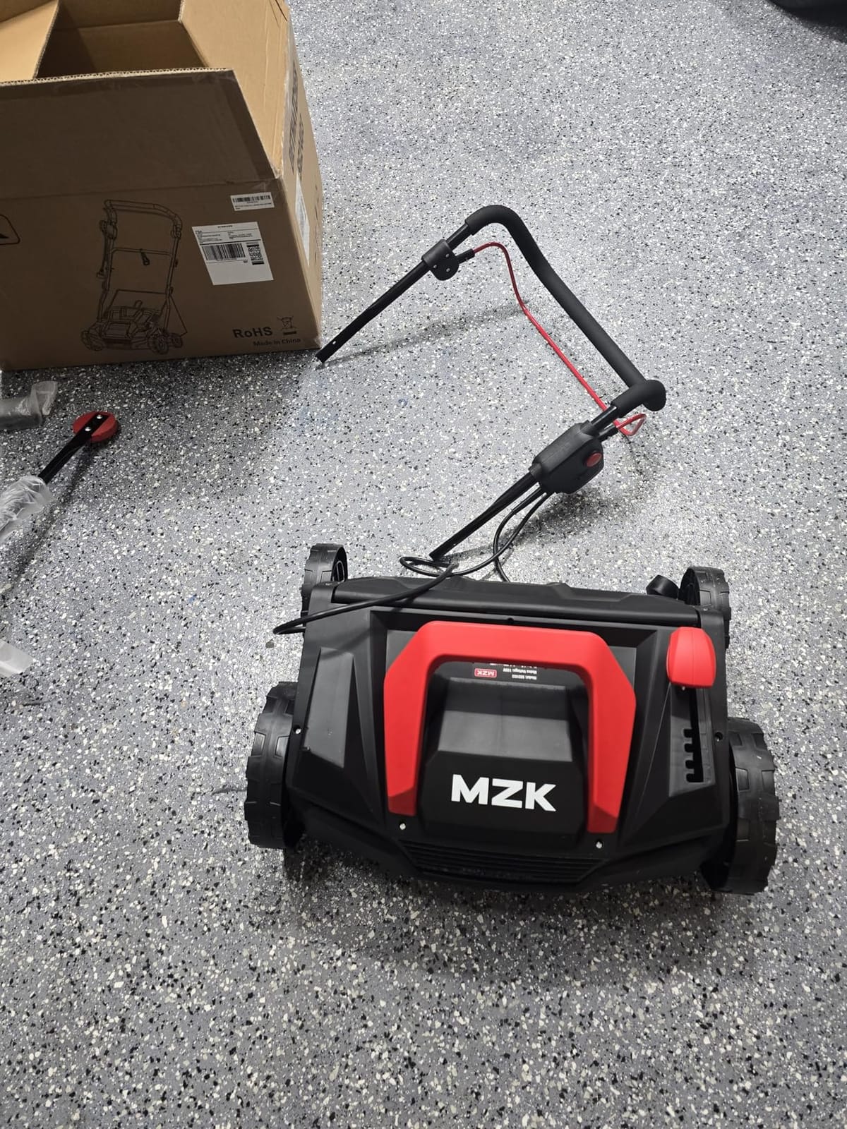 MZK 15-Inch Lawn Dethatcher, Electric Scarifier with Bag customer photo 1