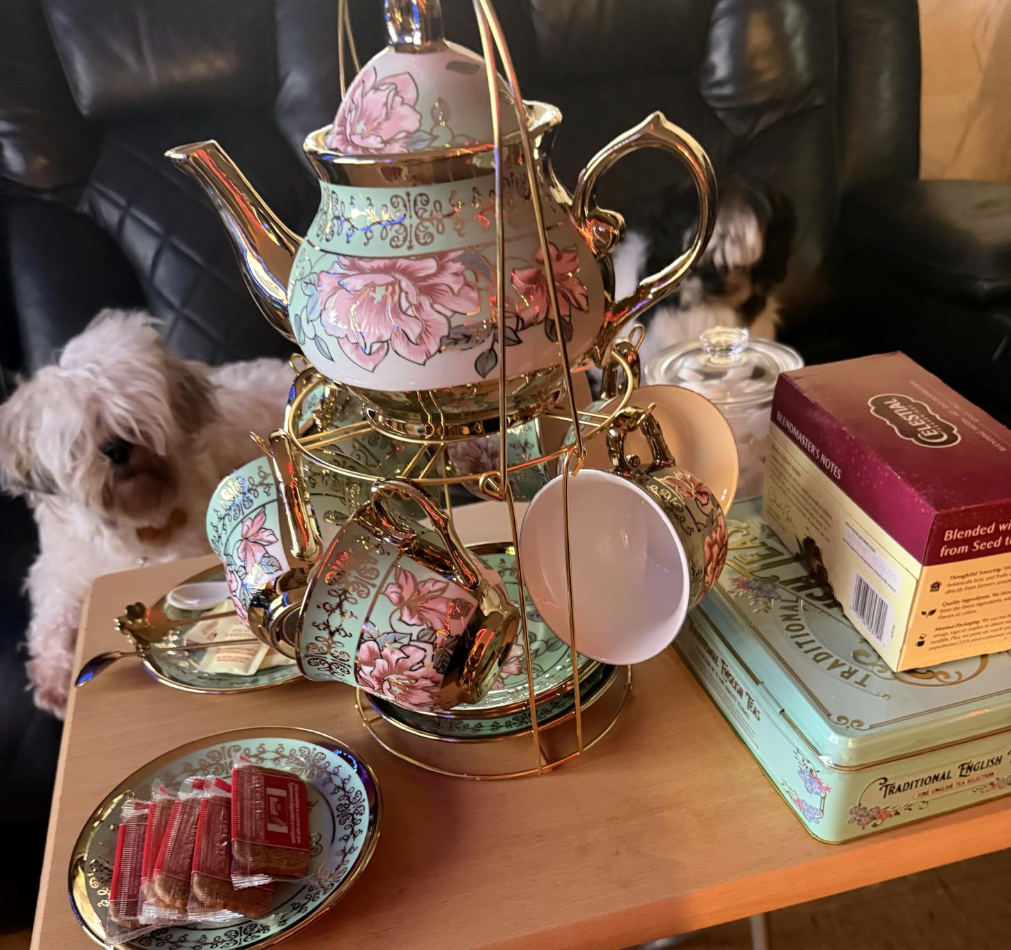 20 Pieces Porcelain Tea Set With Metal Holder, European Ceramic tea set for adults,Flower Tea Set,Tea Set For Women With Flower Painting customer photo 2