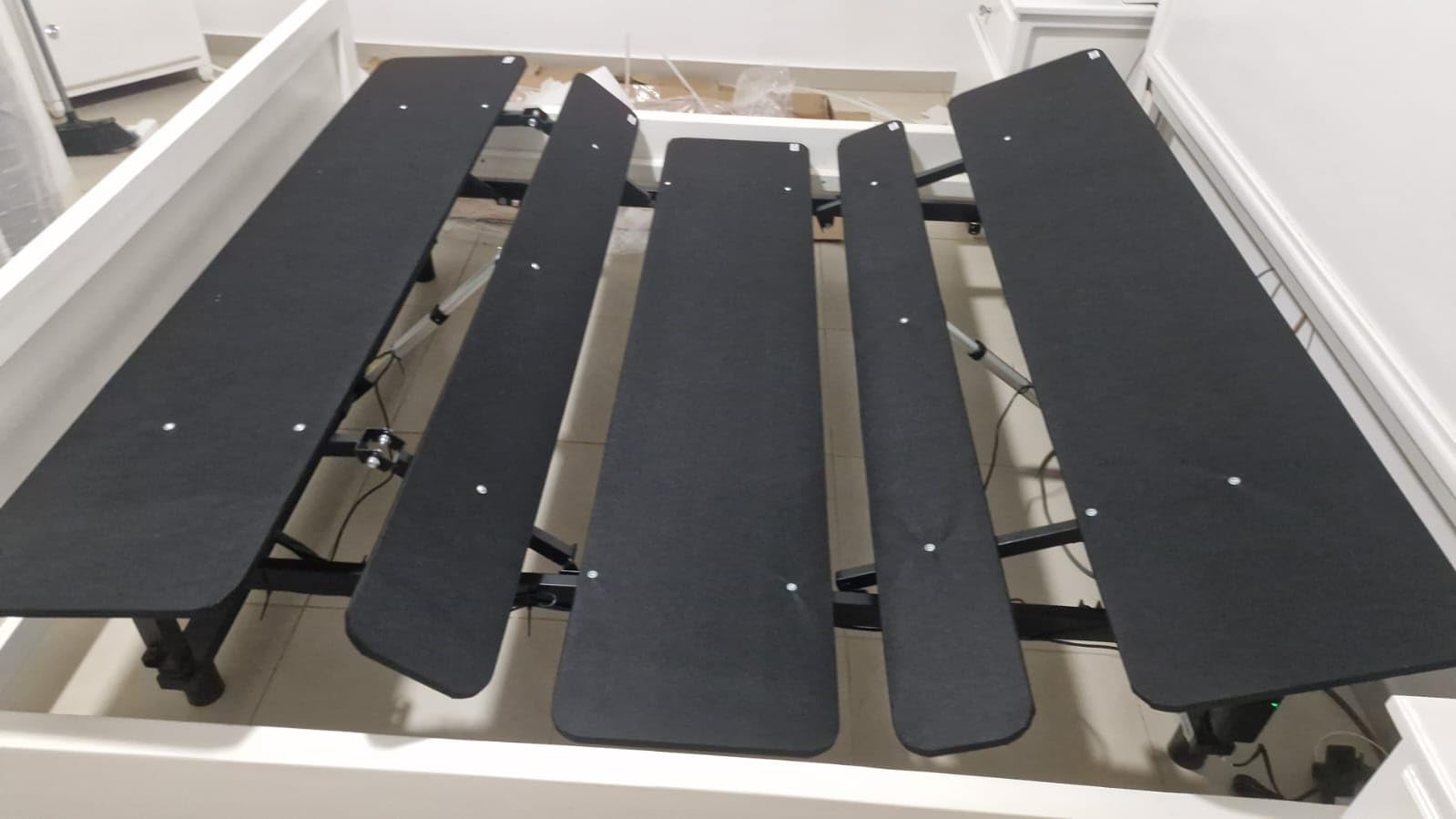 King Adjustable Bed Frame with Zero Gravity Wireless Remote, Easy Assembly customer photo 1