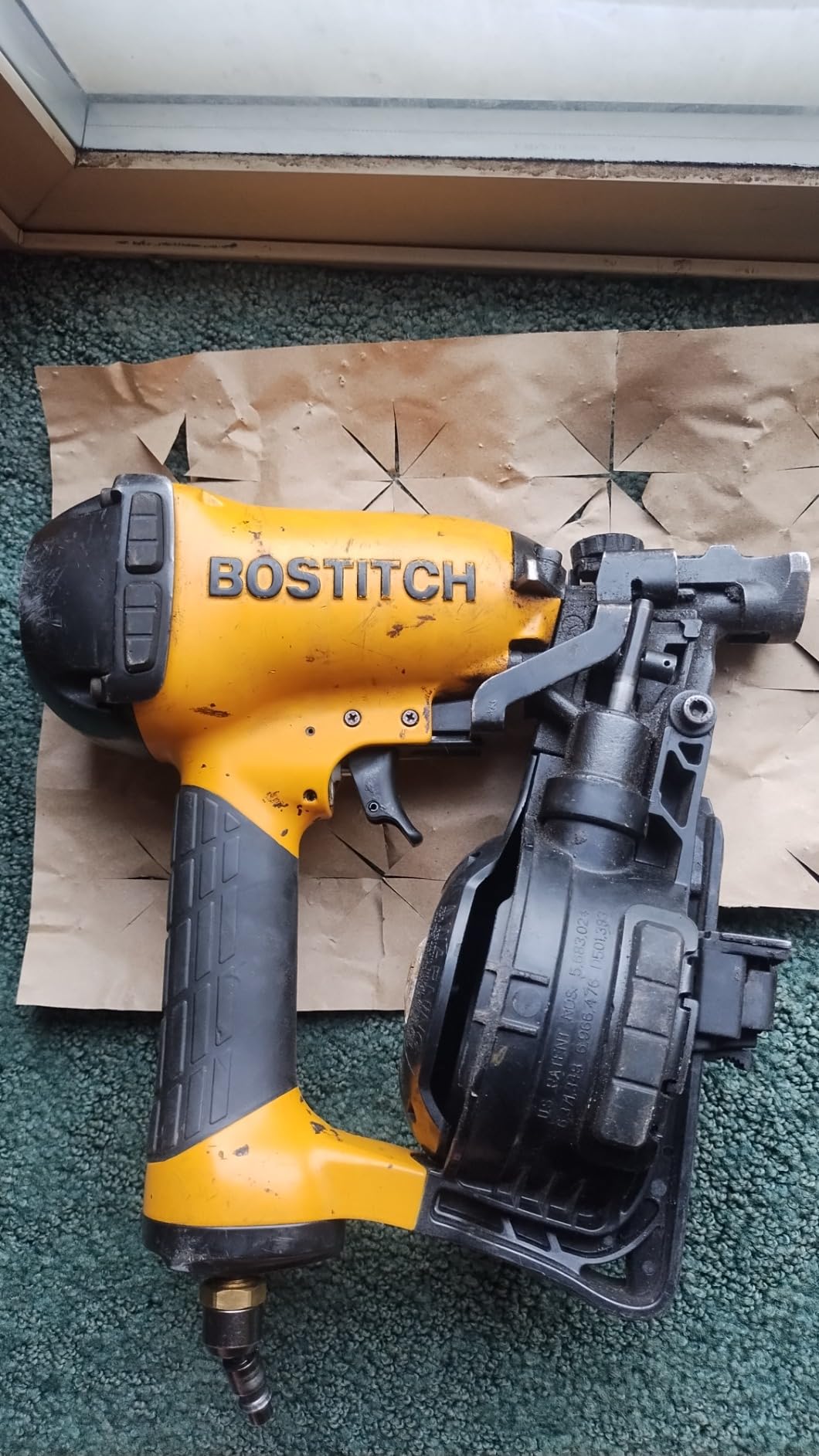 BOSTITCH Coil Roofing Nailer, Roofing Nail Gun, Fast Reloading, 3/4-Inch to 1-3/4-Inch (RN46) customer photo 2