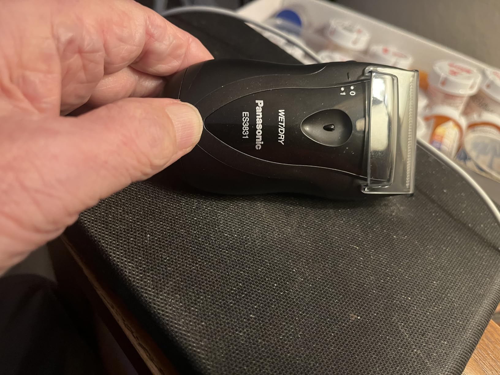 Panasonic Electric Razor for Men, Cordless Wet Dry Lightweight Shaver with Ergonomic Grip, ES3831K, Black customer photo 1