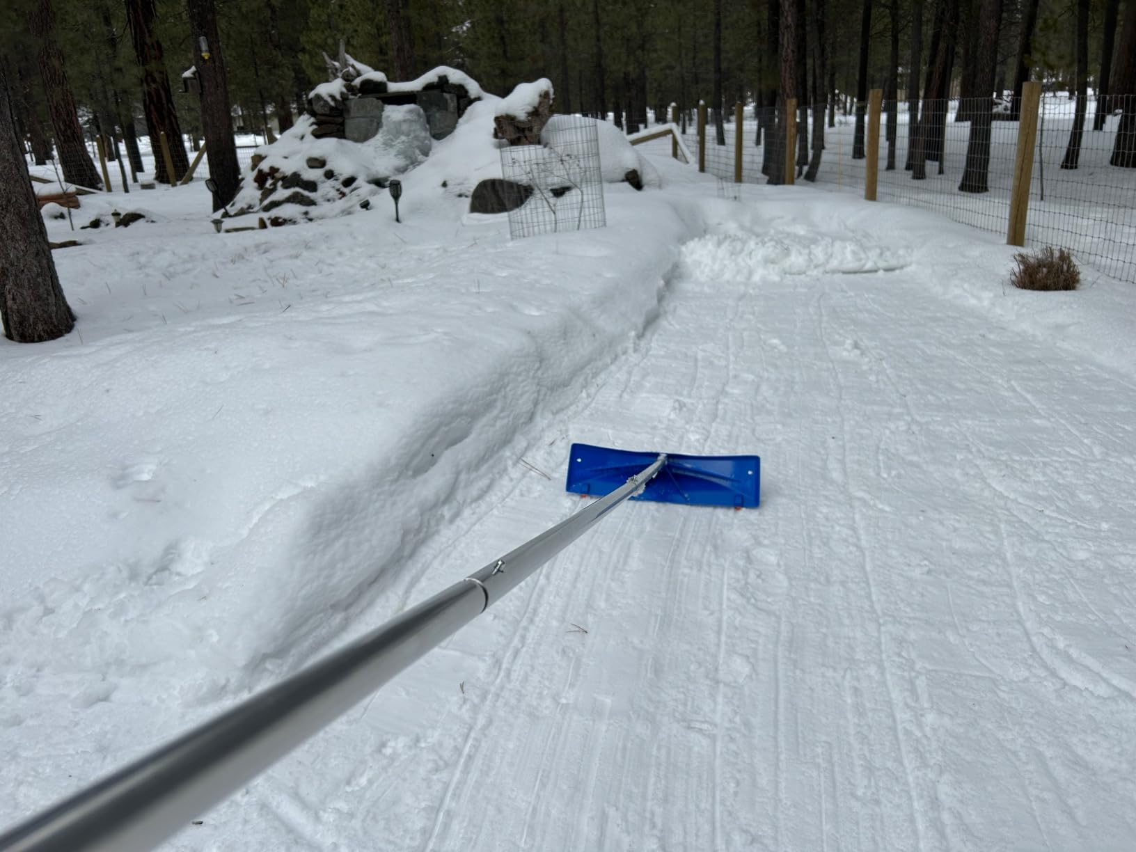Avalanche! SnowRake! Deluxe 20, Roof Snow Rake, Assembled in the USA customer photo 1