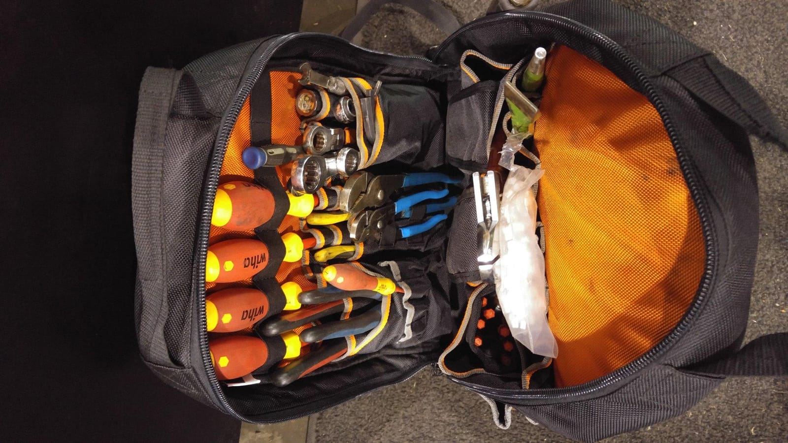 DEWALT Screwdriver Set, Insulated Set, Vinyl Grip, 10-Piece (DWHT66417) customer photo 2