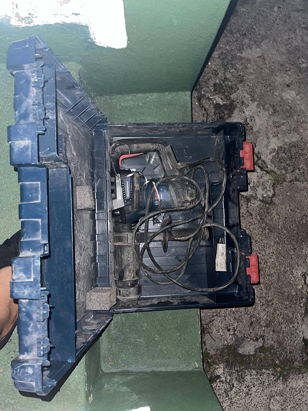 BOSCH RH540M SDS-max 1-9/16 In. Combination Hammer for Concrete customer photo 2
