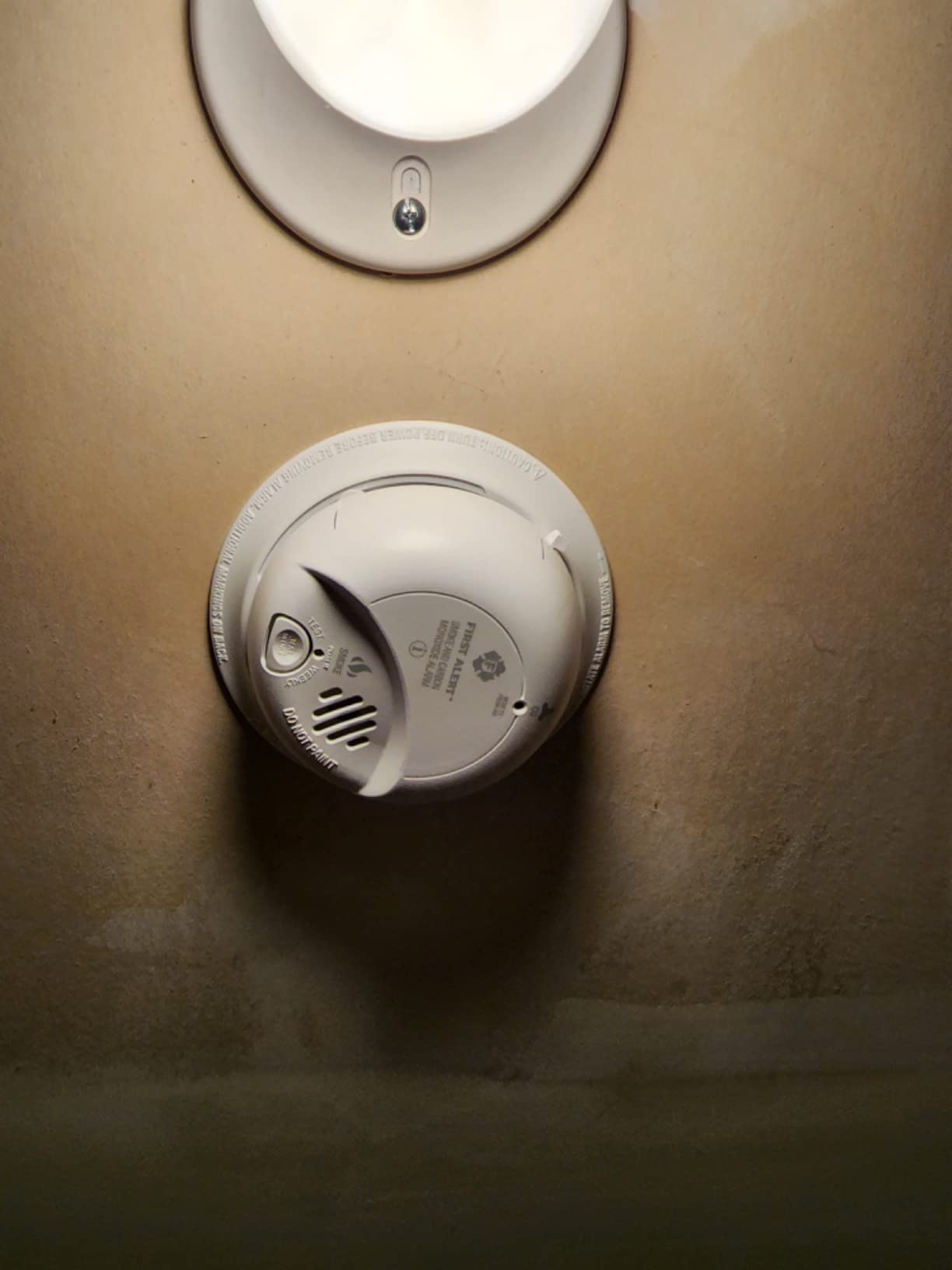 FIRST ALERT BRK SC9120FF Hardwired Smoke and Carbon Monoxide (CO) Detector with Battery Backup, 1 pack , White customer photo 2