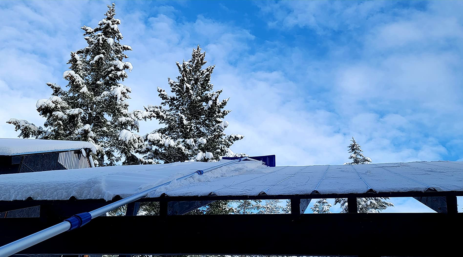 Snow Joe Telescoping Roof Rake, Extendable Leaf & Snow Shovel with Poly Blade, 25 Inch Wide, RJ204M customer photo 2