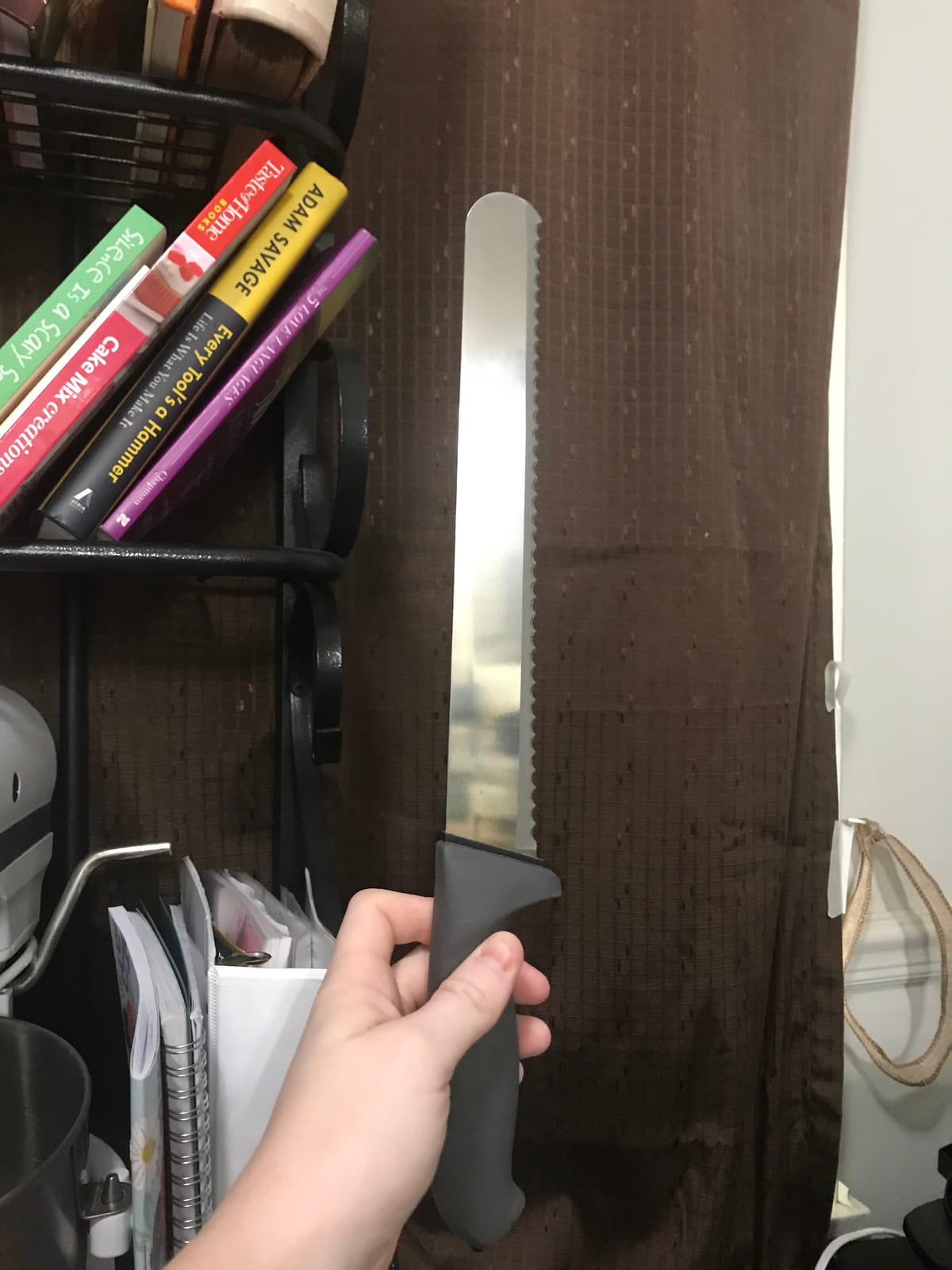 KUTLER Professional 14-Inch Bread Knife and Cake Slicer with Serrated Edge - Ultra-Sharp Stainless Steel Cutlery customer photo 2