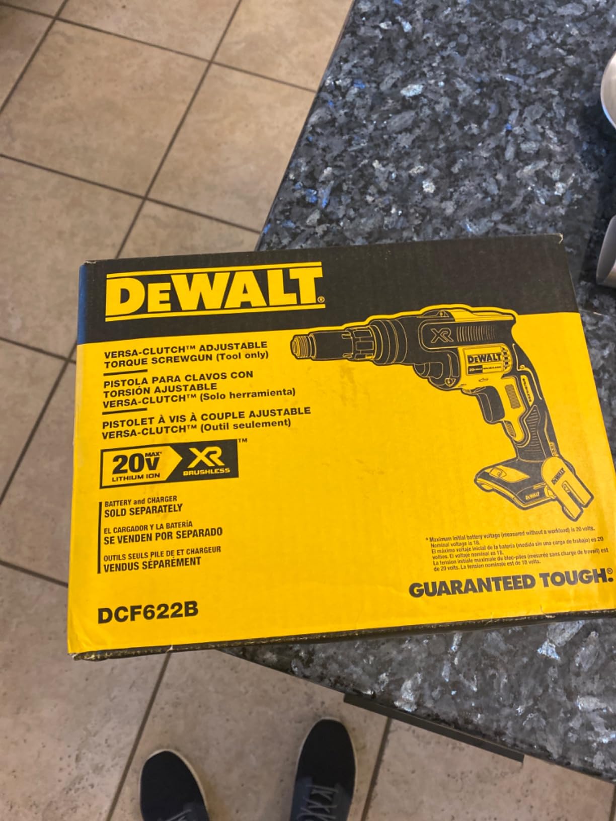DEWALT 20V MAX XR Screw Gun, Versa-Clutch, Adjustable Torque, Tool Only (DCF622B) customer photo 2