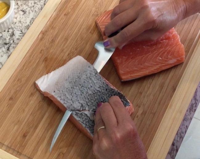 Dalstrong 7-Inch Flexible Fillet Knife for Fish, Gladiator Elite customer photo 1