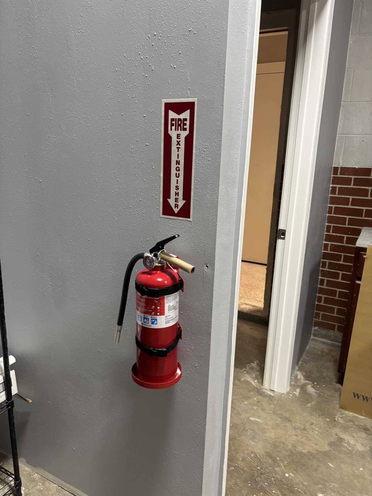 First Alert Fire Extinguisher, Heavy Duty for Home & Commercial Use customer photo 2