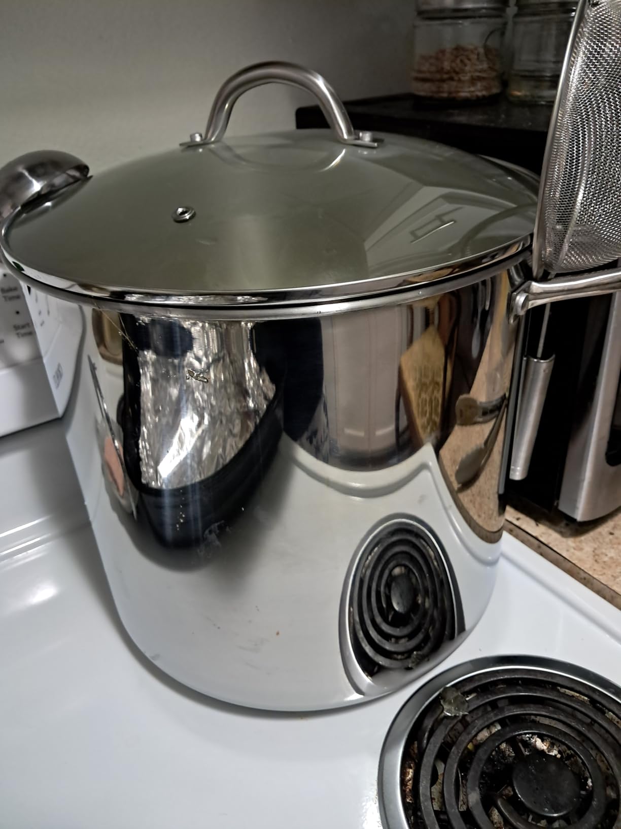 HOMICHEF 12 Quart LARGE Stock Pot with Glass Lid - NICKEL FREE Stainless Steel Healthy Cookware Stockpots with Lids 12 Quart - Mirror Polished Induction Pot - Commercial Grade Soup Cooking Pot customer photo 2