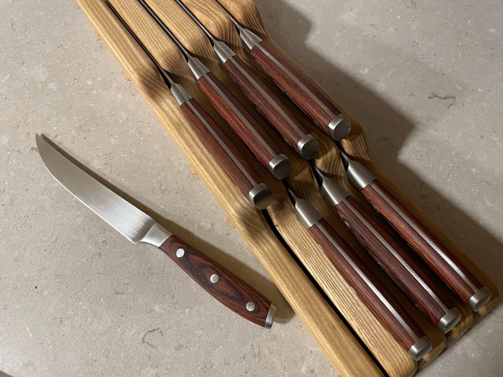 Messermeister Avanta Forged 5” Fine Edge Steak Knife Set - Pack of 2 - German X50 Stainless Steel - Rust Resistant & Easy to Maintain - 8 Steak Knives Total customer photo 2