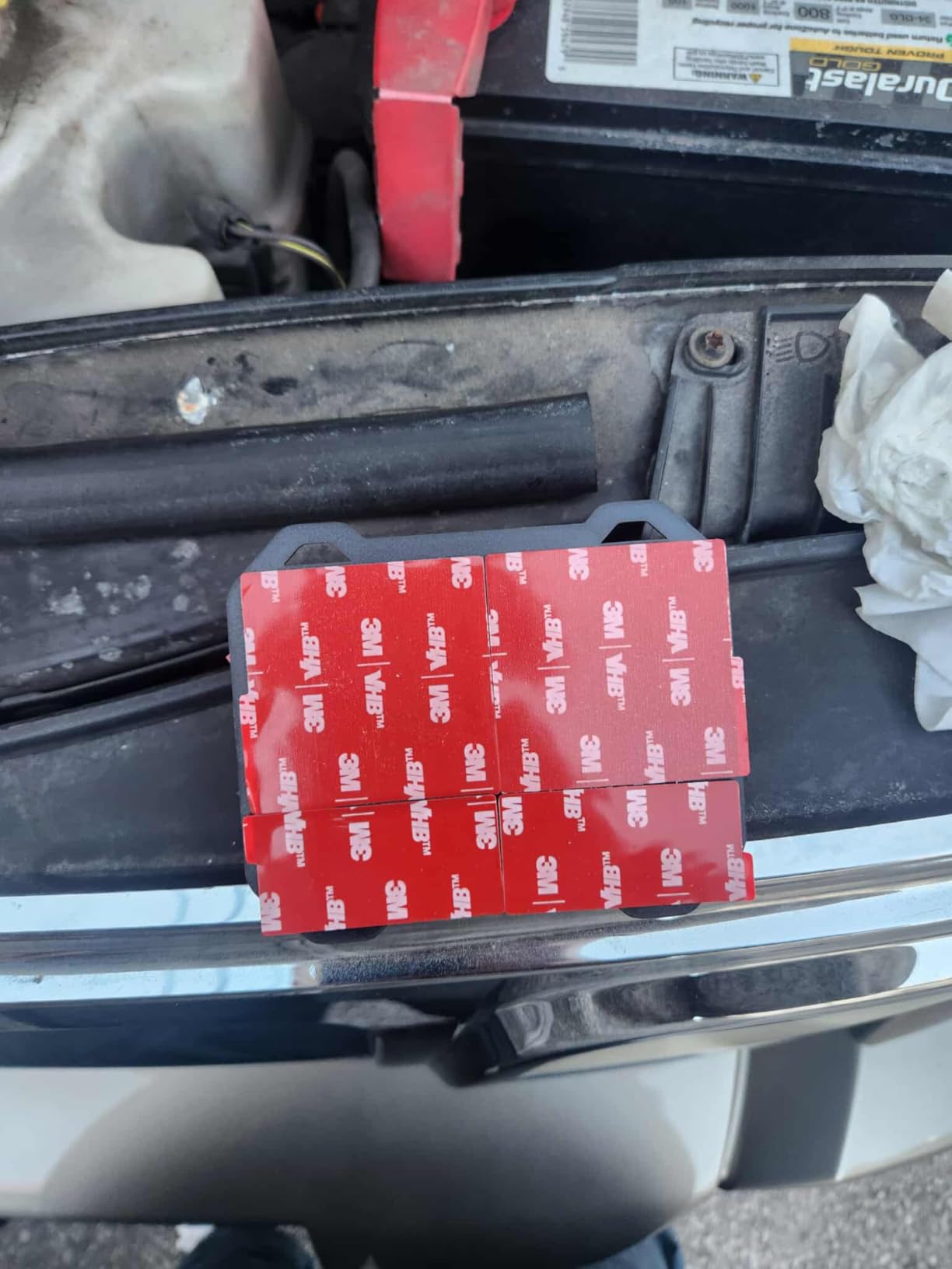 Battery Operated Ultrasonic Under Hood Rodent Repellent for Car Engines customer photo 1