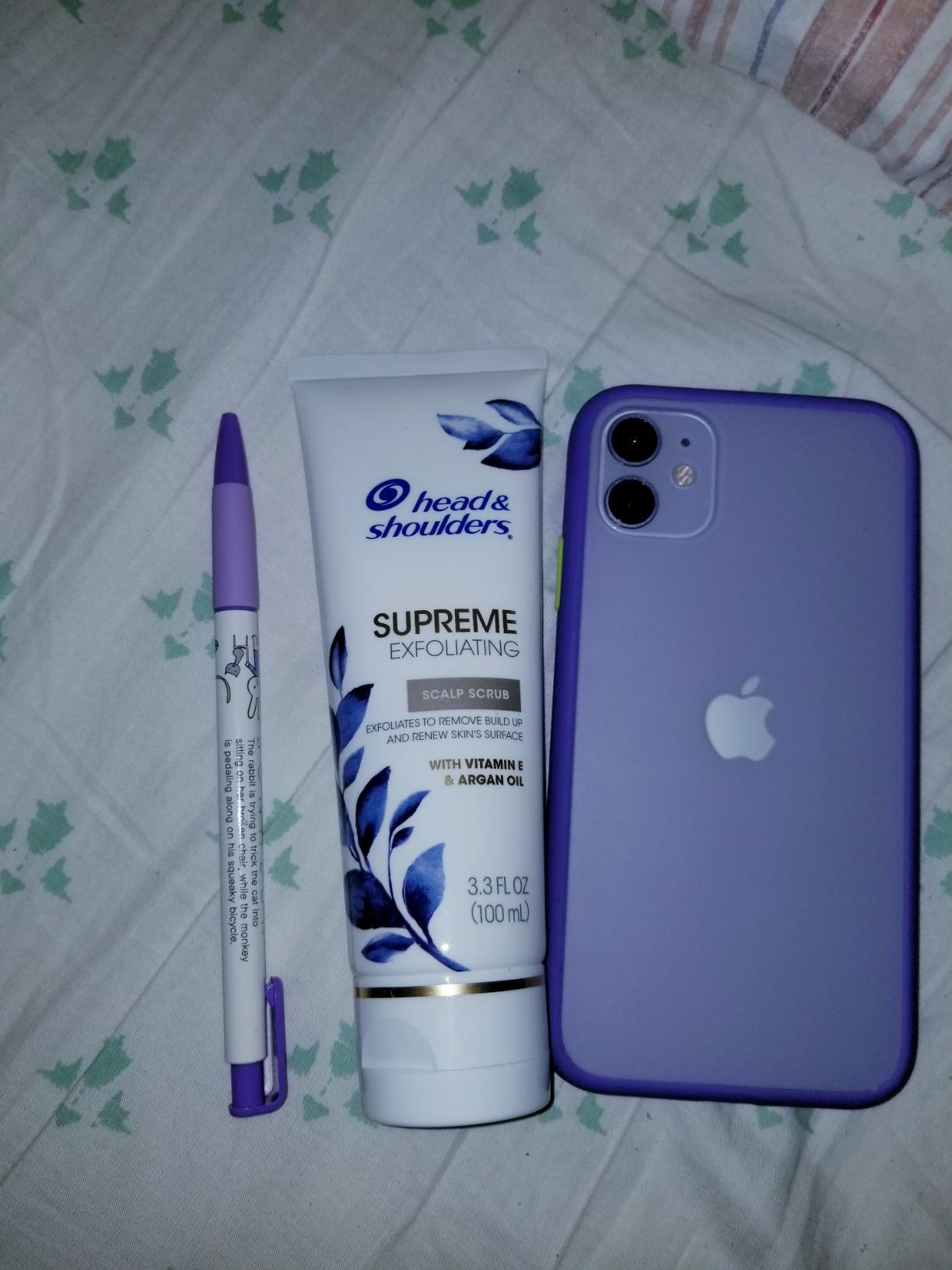Head & Shoulders Supreme, Exfoliating Scalp Scrub Treatment, with Argan Oil and Vitamin E, 3.3 Fl Oz customer photo 2