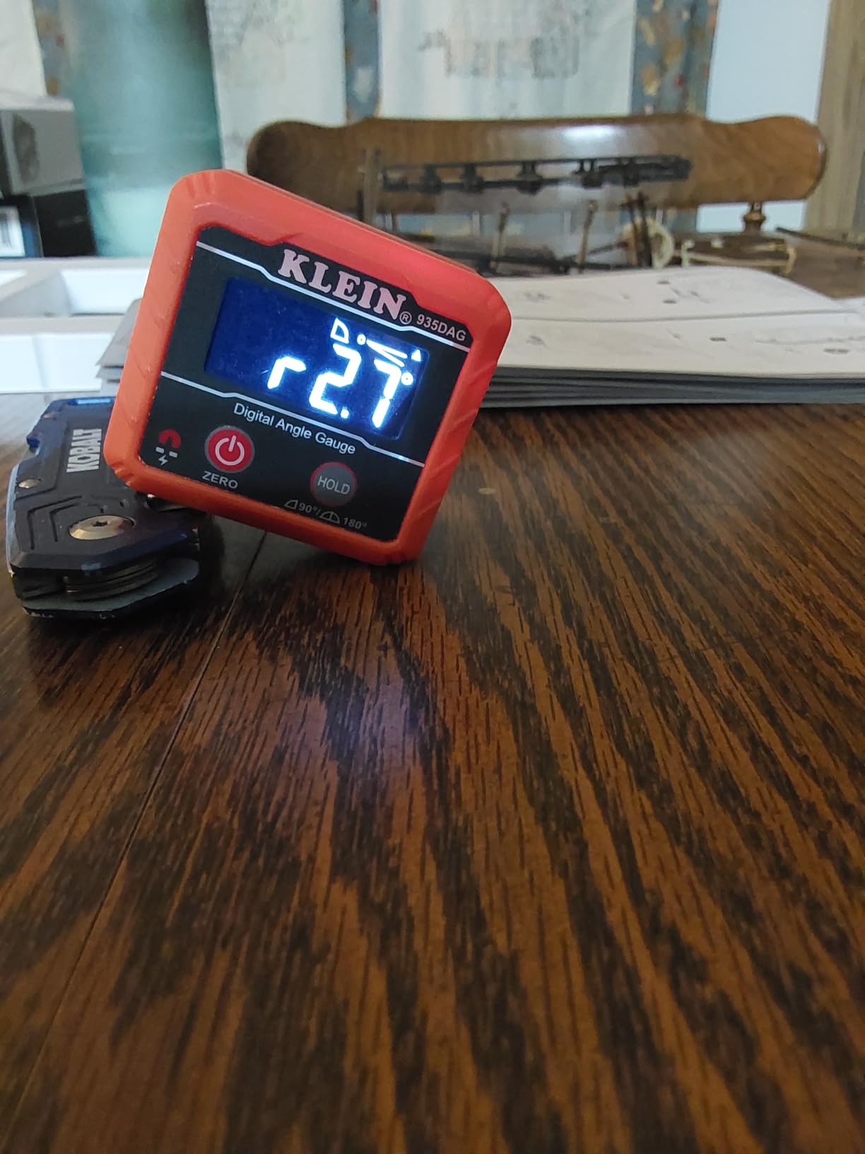 Klein Tools 935DAG Digital Electronic Level and Angle Gauge customer photo 1