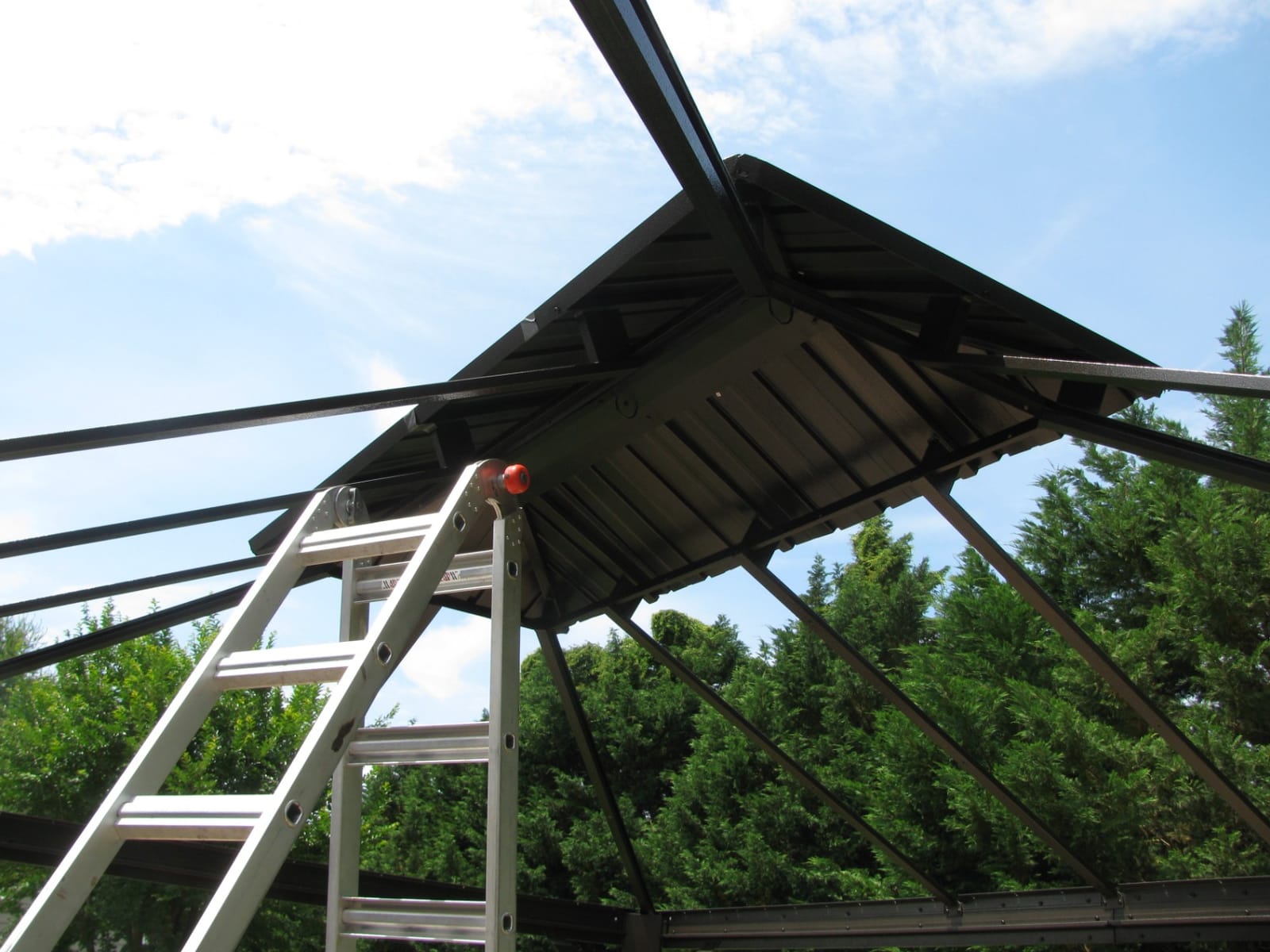 Kozyard Alexander 12' x 12' Hardtop Gazebo, Aluminum Frame customer photo 1