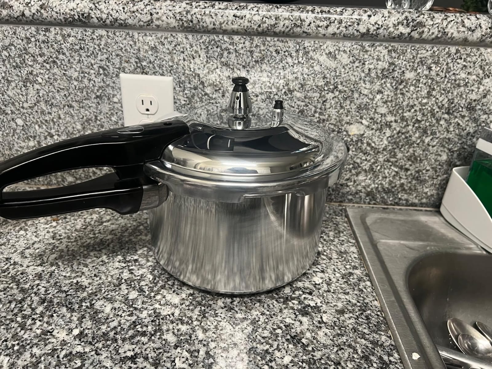 Barton 6-Quart Aluminum Pressure Canner & Cooker, Stovetop Pressure Cooking Pot with Release Valve and Locking Lid for Canning, Stewing & Fast Cooking customer photo 1
