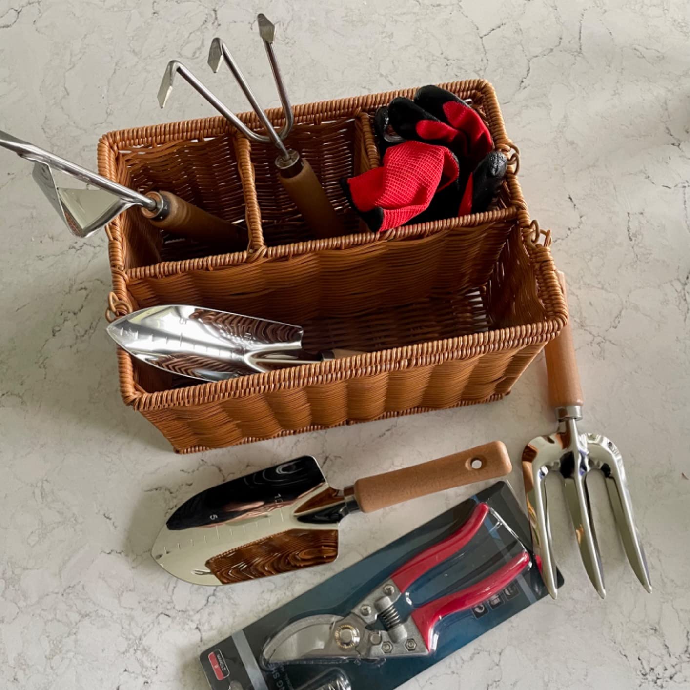 SOLIGT 8 Piece Garden Tools Set with Basket, Gardening Gifts for Women Men customer photo 2