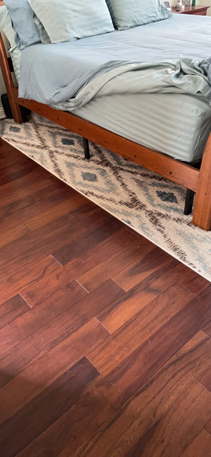 ZIYOO Queen Size Bed Frame 18 Inches Tall, 3 Inches Wide Wood Slats with 3500 Pounds Support for Foam Mattress, No Box Spring Needed, Heavy Duty Metal Platform, Easy Assembly, Noise Free customer photo 2