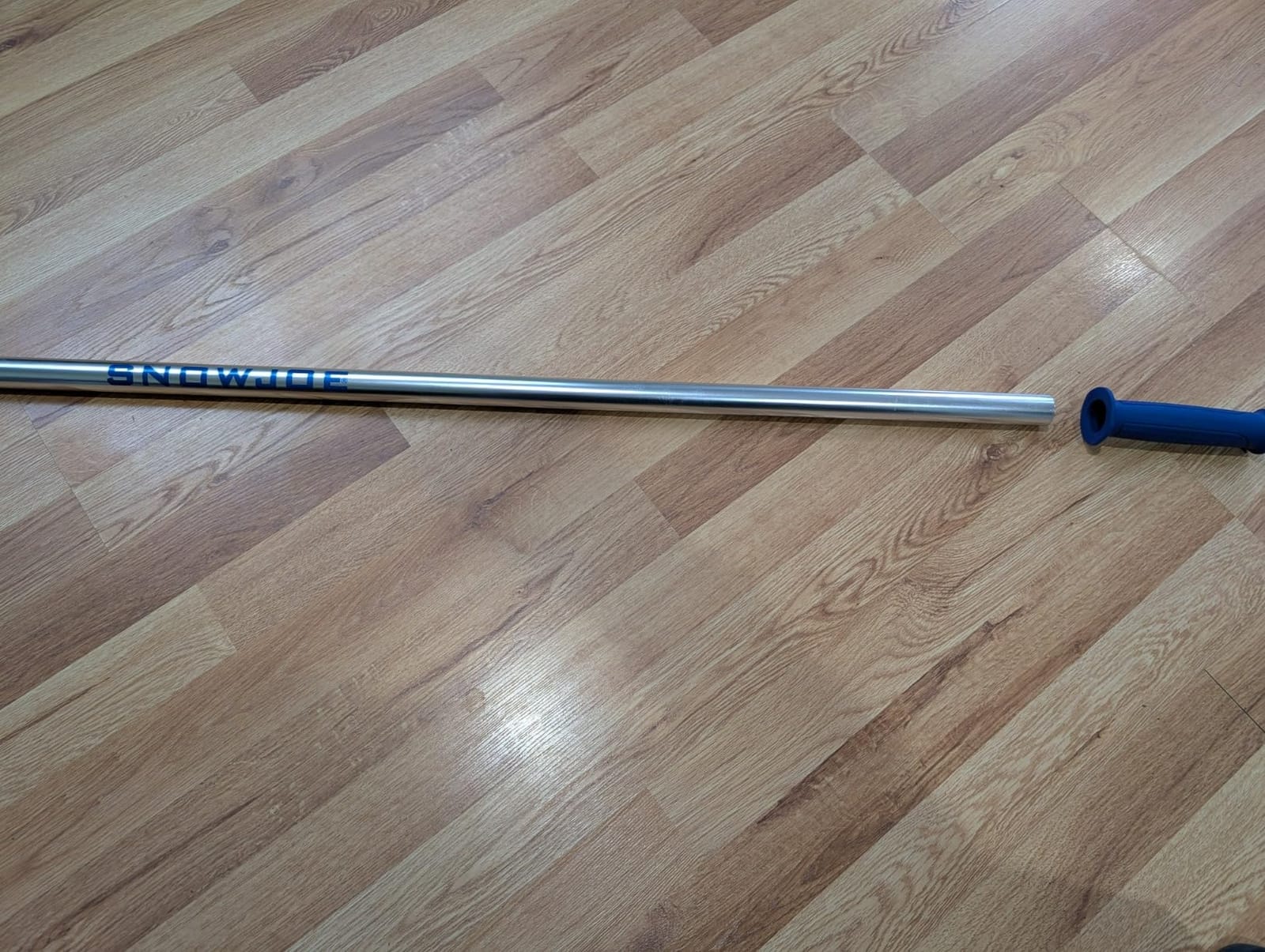 Snow Joe Roof Rake and Snow Removal Tool with 26-Foot Reach and 20-Foot Debris Slide - Ice Remover and Winter Season Accessory for Home, Building, and Garage, RJ207M customer photo 1