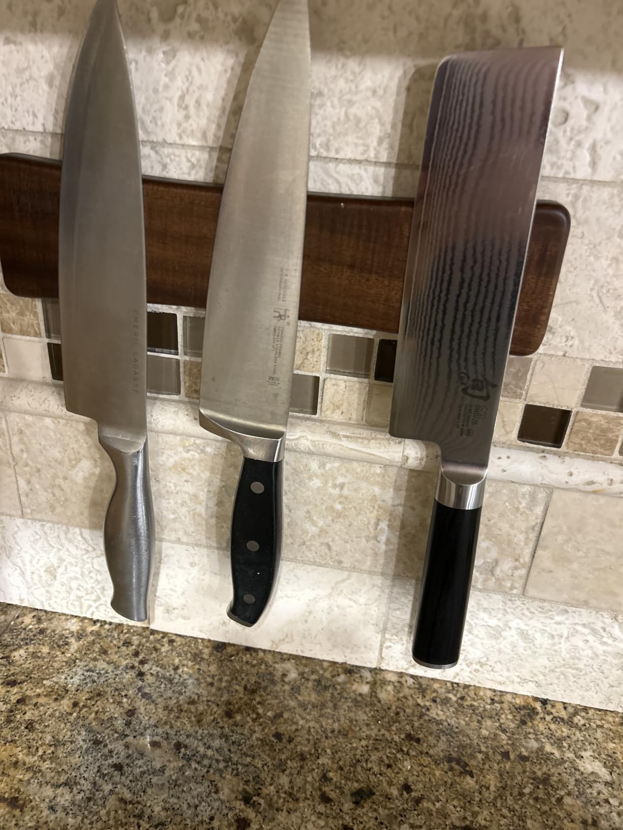 HOSHANHO Magnetic Knife Strips, Magnetic Knife Holder for Wall 16 Inch customer photo 1