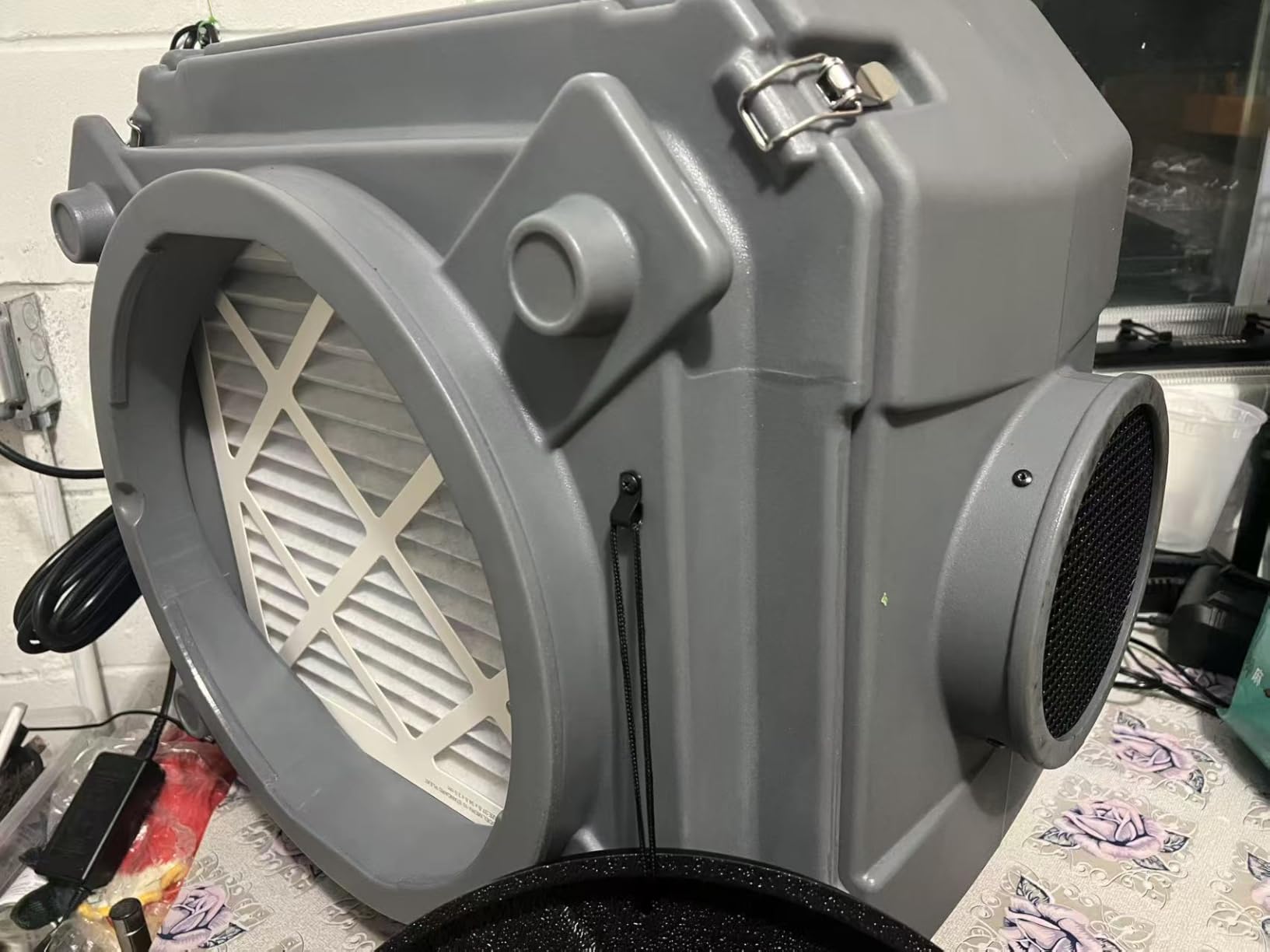 Abestorm HEPA 550 Air Scrubber with 3-Stage Filteration, GFCI Connection customer photo 2