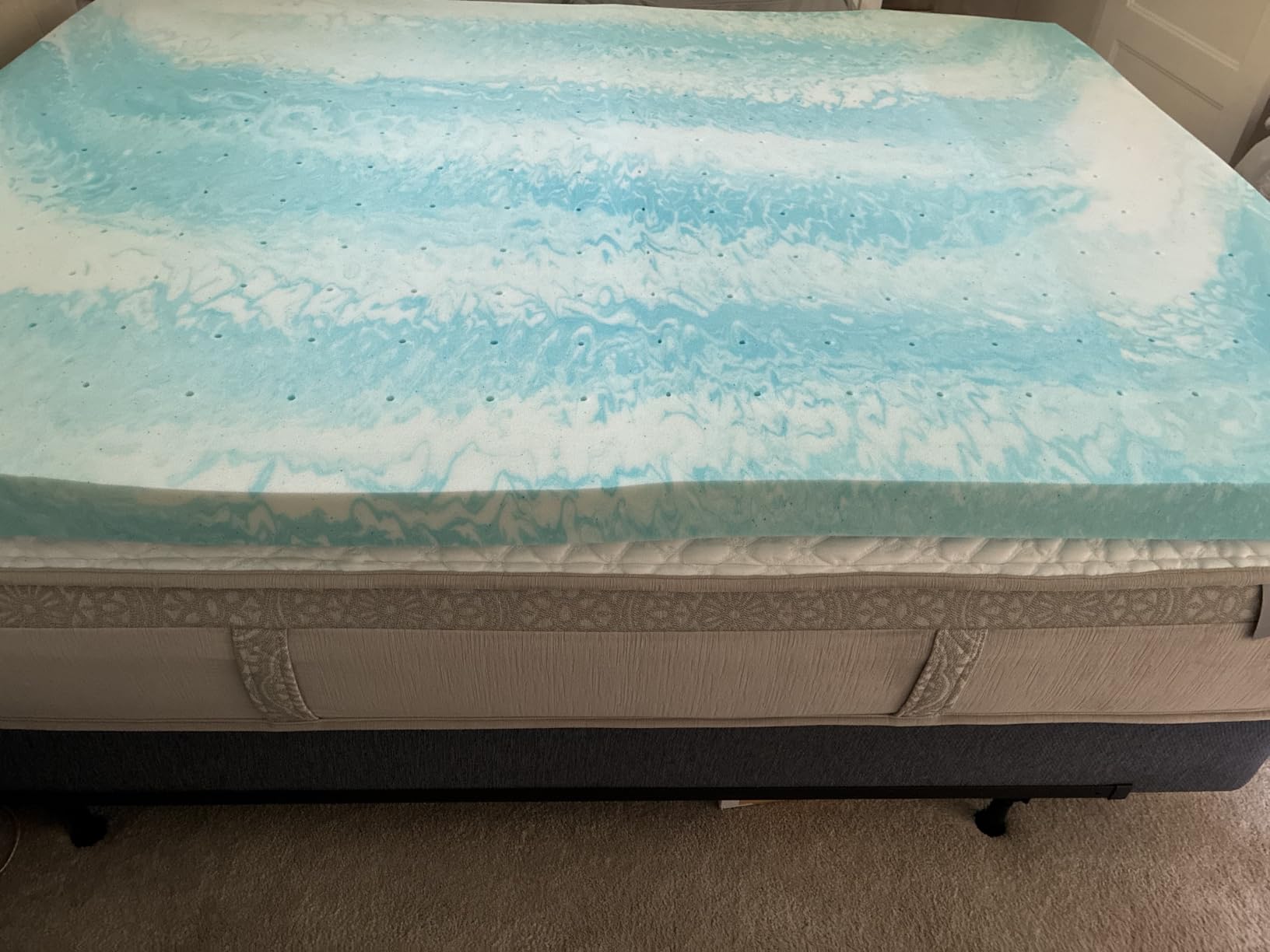 EGO 3 Inch Queen Mattress Topper Gel Memory Foam for Pressure Relief customer photo 1