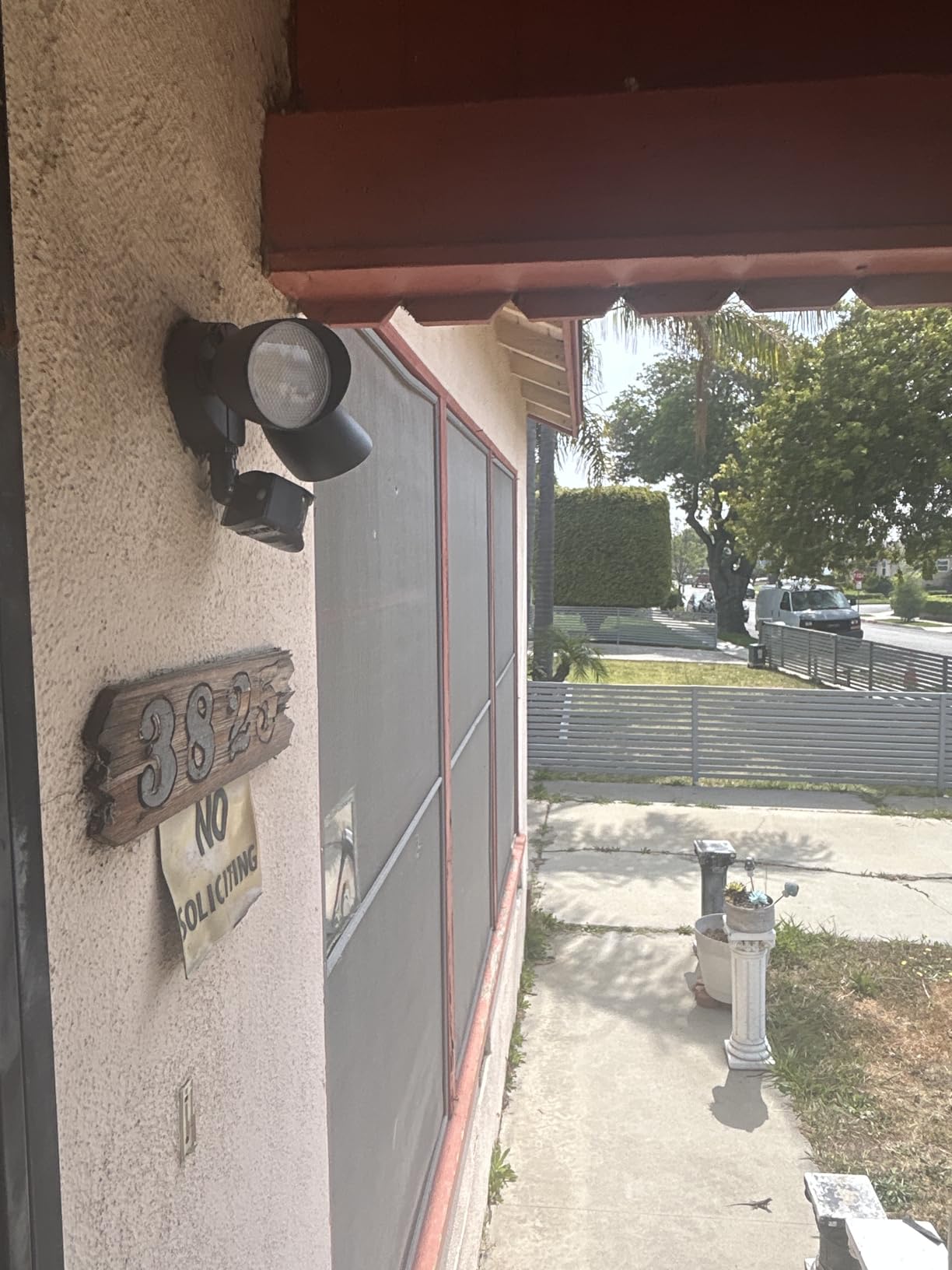 LUTEC 32W 3500 Lumen LED Security Lights Motion Sensor Light Outdoor, 5000K Daylight, IP65 Waterproof, Dusk to Dawn, Motion Detector Flood Light for Garage, Yard, Porch-Black customer photo 1