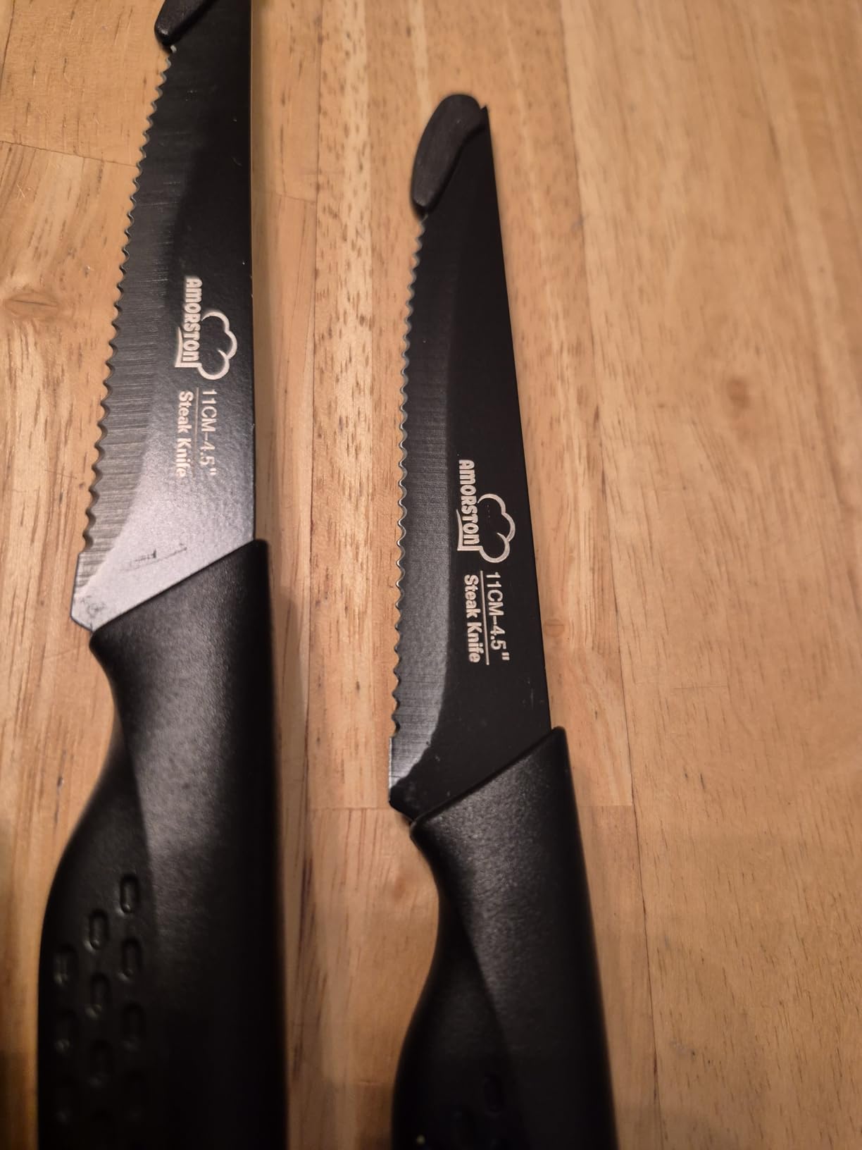 Amorston Steak Knives, Steak Knives Set of 8, Stainless Steel Steak Knife Set, Serrated Knives Dishwasher Safe, Elegant Black Mothers Day Gifts for Women customer photo 1