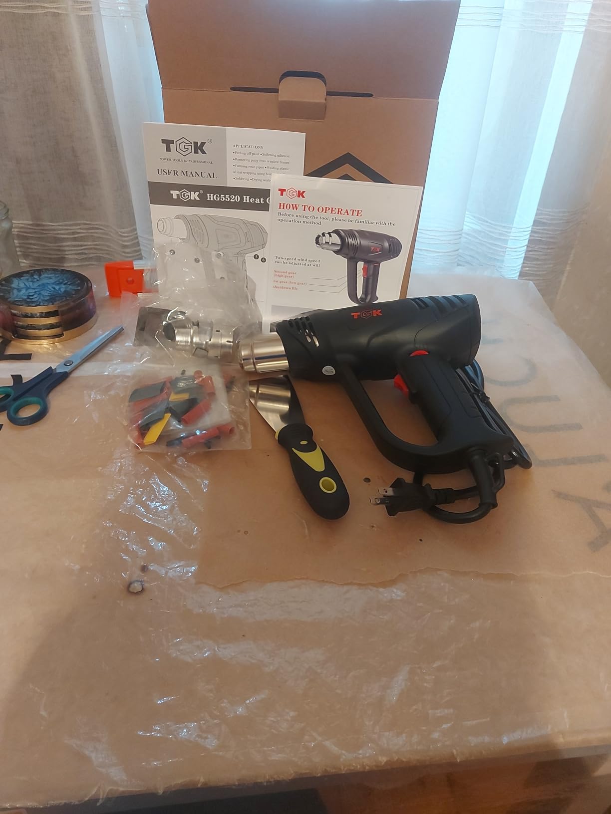 Heat Gun, TGK® 1800W Heavy Duty Hot Air Gun Kit 122℉~1202℉ Dual Temperature Settings with 3 Nozzle Attachments Overload Protection for Crafts, Shrink Wrapping/Tubing, Paint Removing, Epoxy Resin customer photo 1