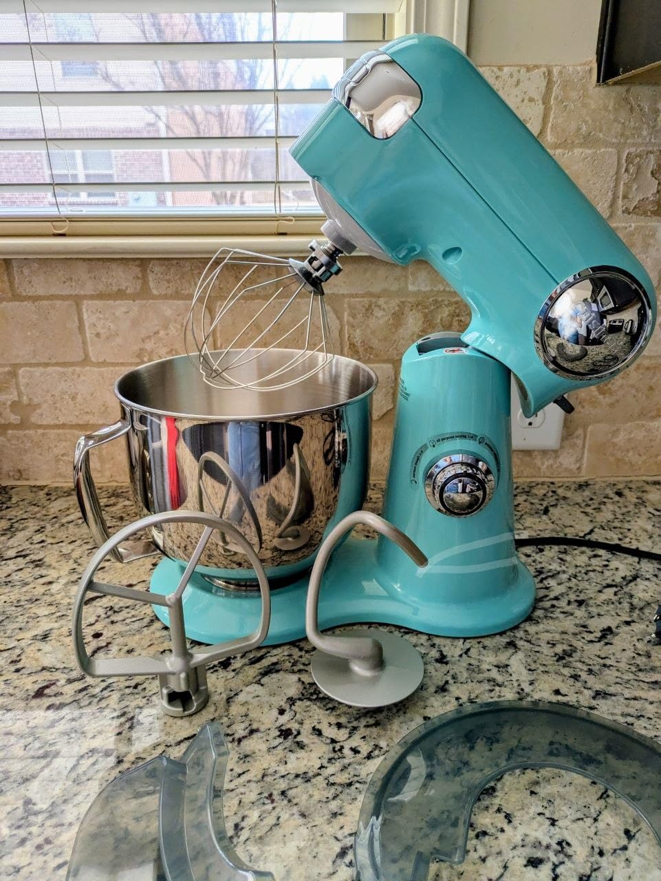 Cuisinart Stand Mixer, 12 Speed, 5.5 Quart Stainless Steel Bowl, Chef’s Whisk, Mixing Paddle, Dough Hook, Splash Guard w/Pour Spout, Poppy Seed, SM-50PSNAS customer photo 2