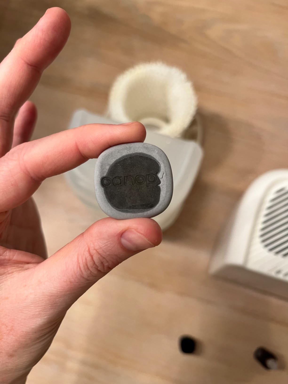 Canopy Bedside Evaporative Humidifier - 36 HR Run Time, 2.5L Capacity - No Mist - Help Alleviate Symptoms of Allergies, Flu, Cold, Dry Skin Includes Humidifier, Unwind Aroma, Filter - White customer photo 2