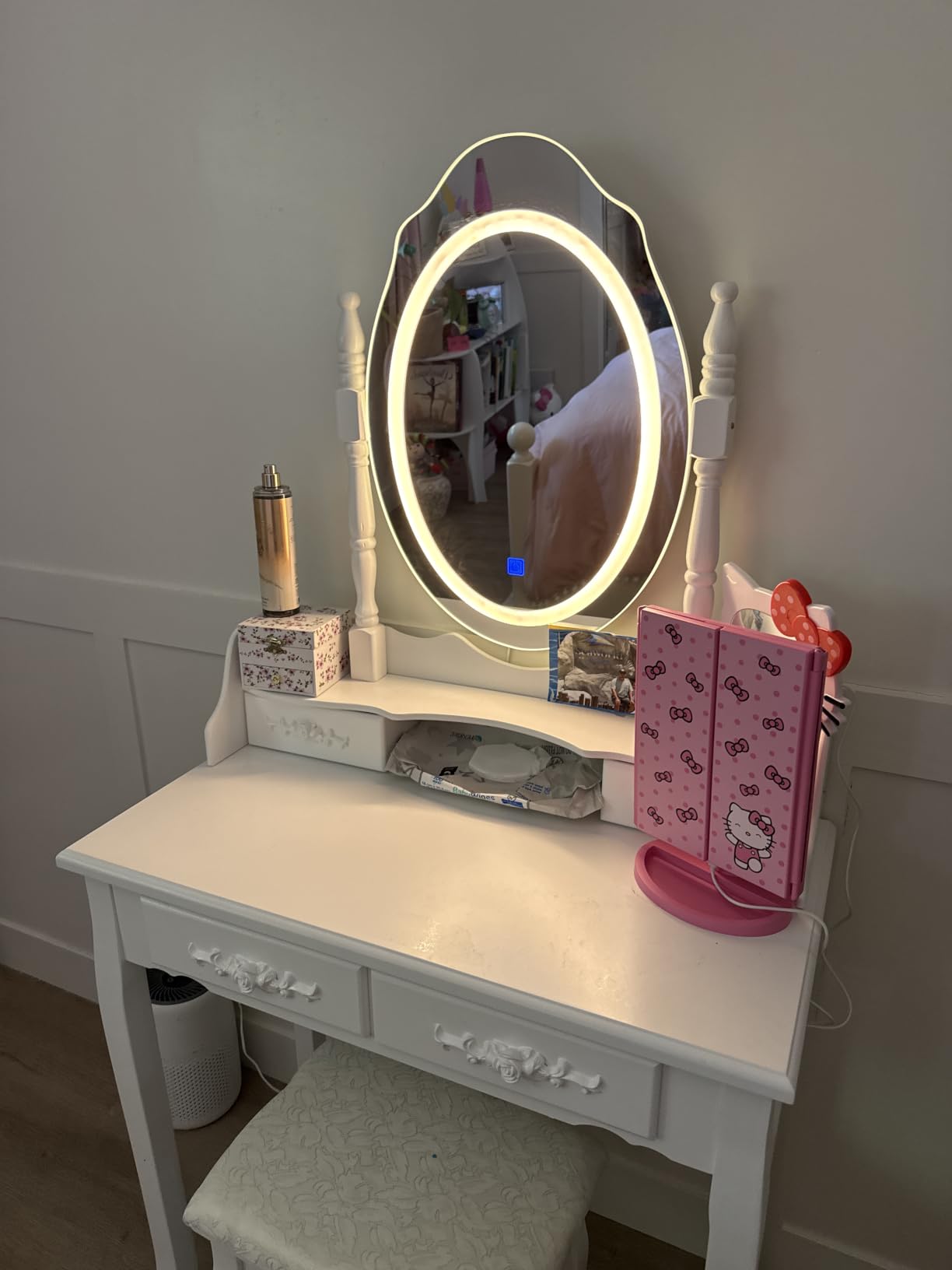 Vanity Desk with Mirror and Lights, Makeup Table with Cushioned Stool Set customer photo 2