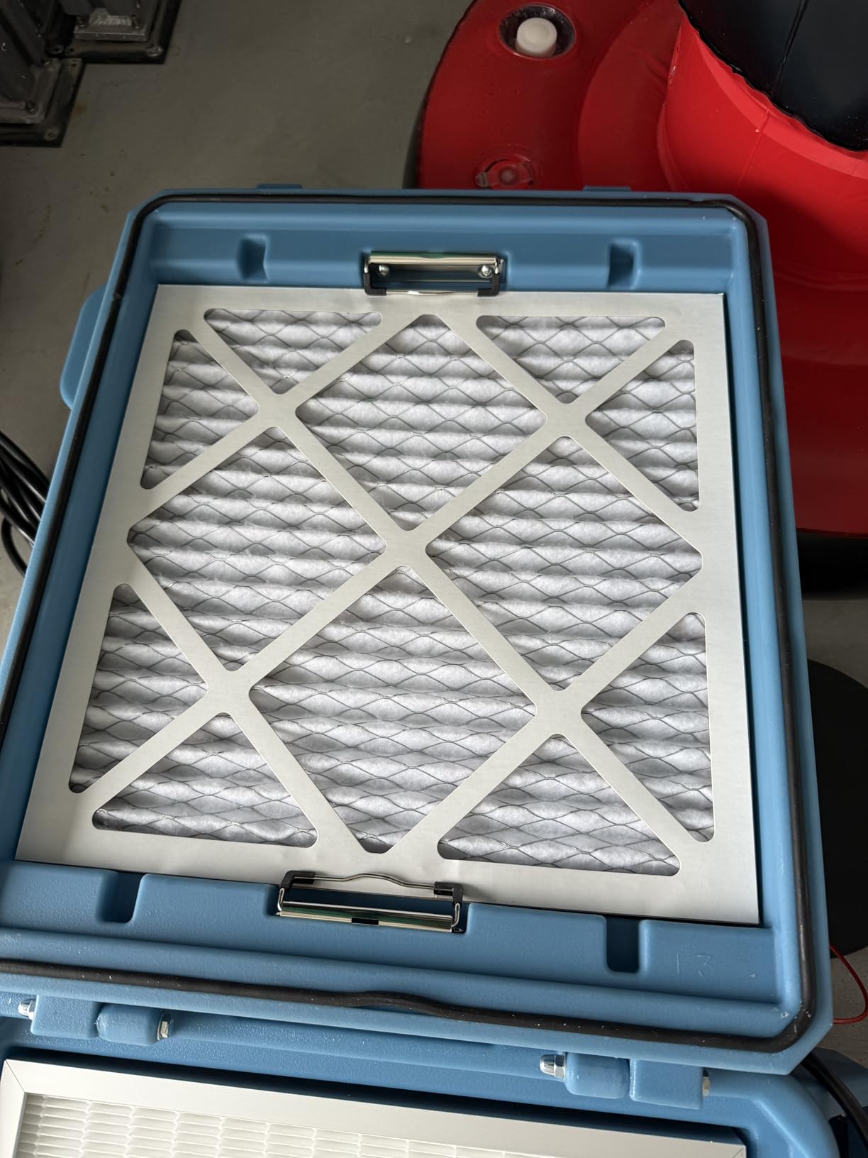 HEPA Air Scrubber with GFCI Outlets for Daisy Chain | 1/4 HP, 675 CFM, 2.2A | Water Damage Restoration, Grow Rooms | PA-600-HAS | Blue customer photo 1