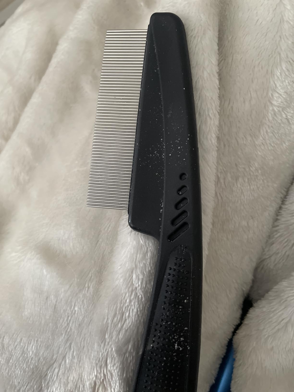 Yumflan 1.0mm Fine Tooth Stainless Steel Dandruff Comb customer photo 1